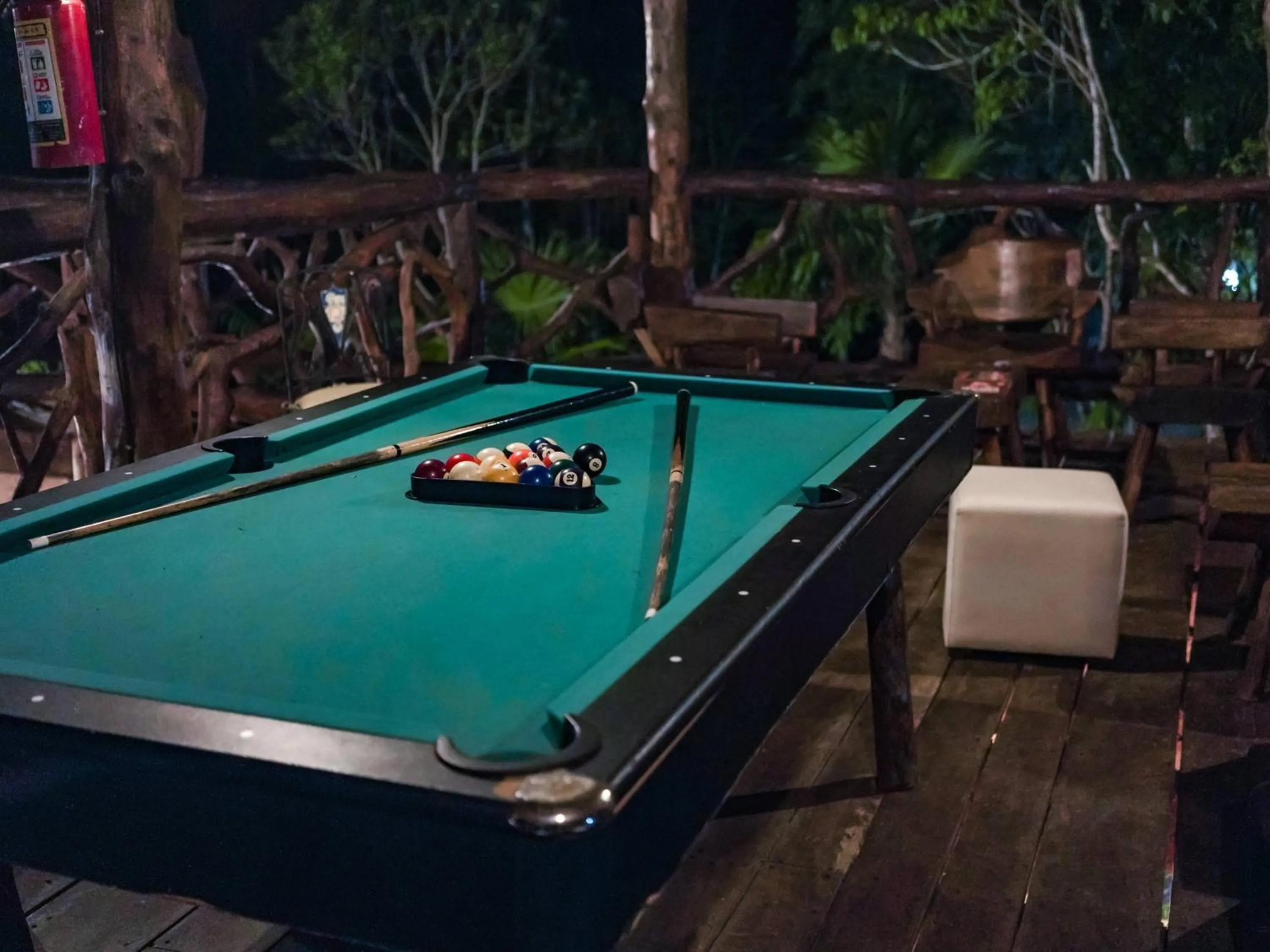Billiard in Jolie Jungle Eco Hotel