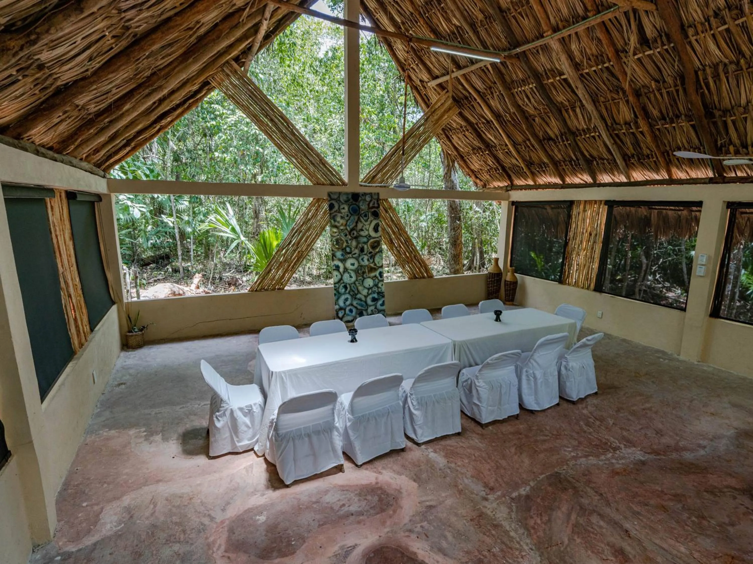 Banquet/Function facilities in Jolie Jungle Eco Hotel
