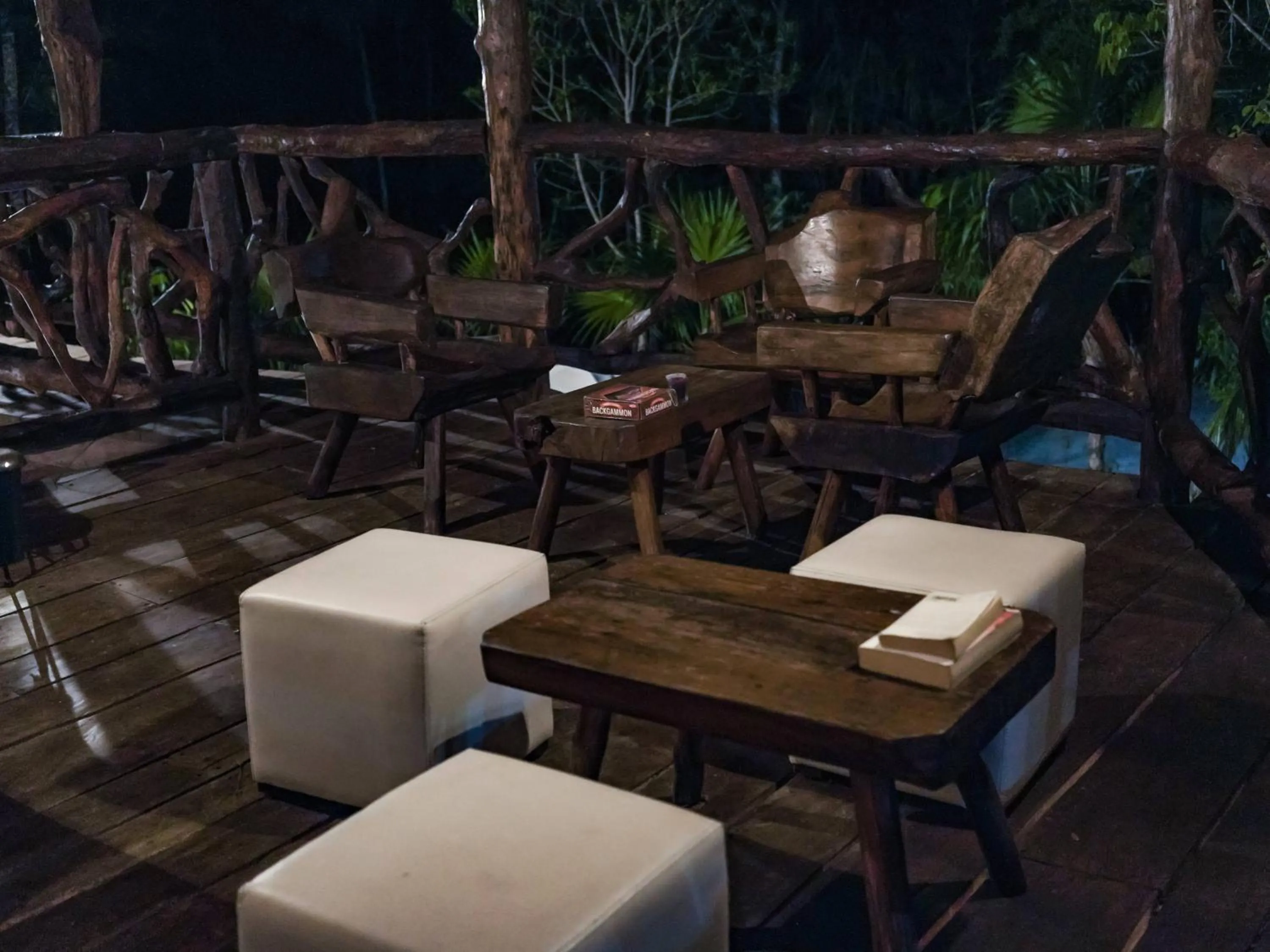 Restaurant/places to eat in Jolie Jungle Eco Hotel