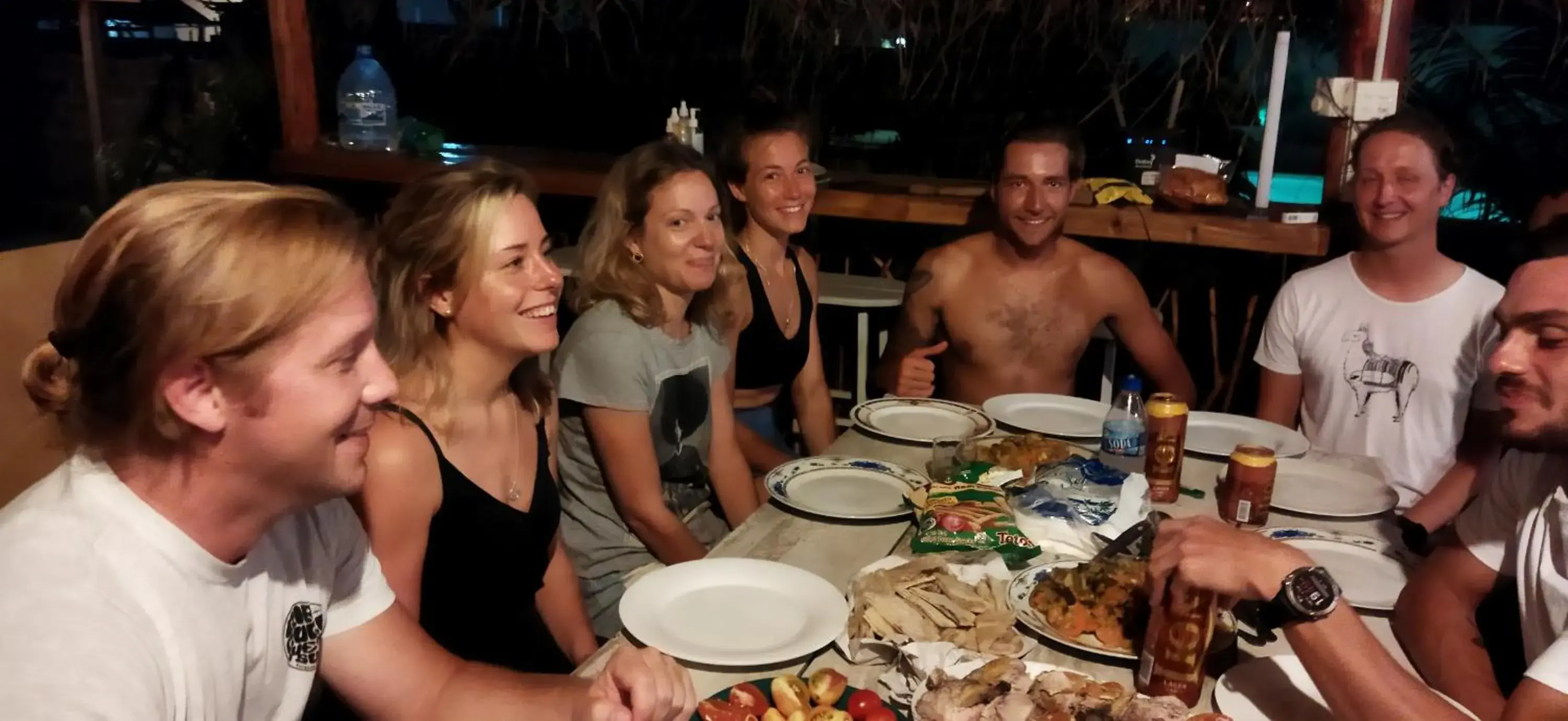 Restaurant/places to eat in Surf Gangs Arugambay Restaurant/places to eat in Surf Gangs Arugambay