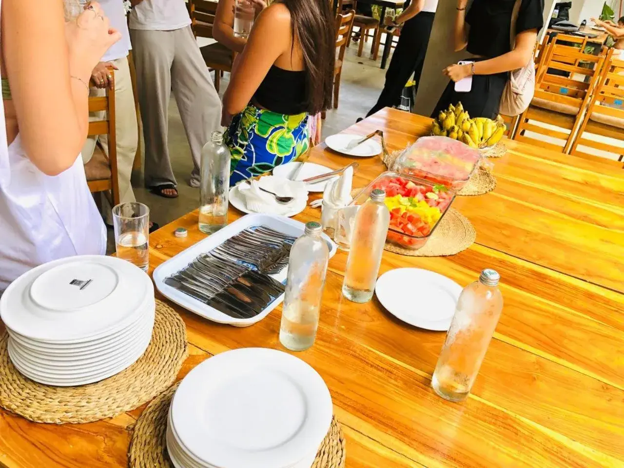 Restaurant/places to eat in Surf Gangs Arugambay Restaurant/places to eat in Surf Gangs Arugambay