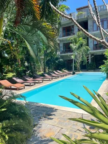 Surf Gangs Arugambay