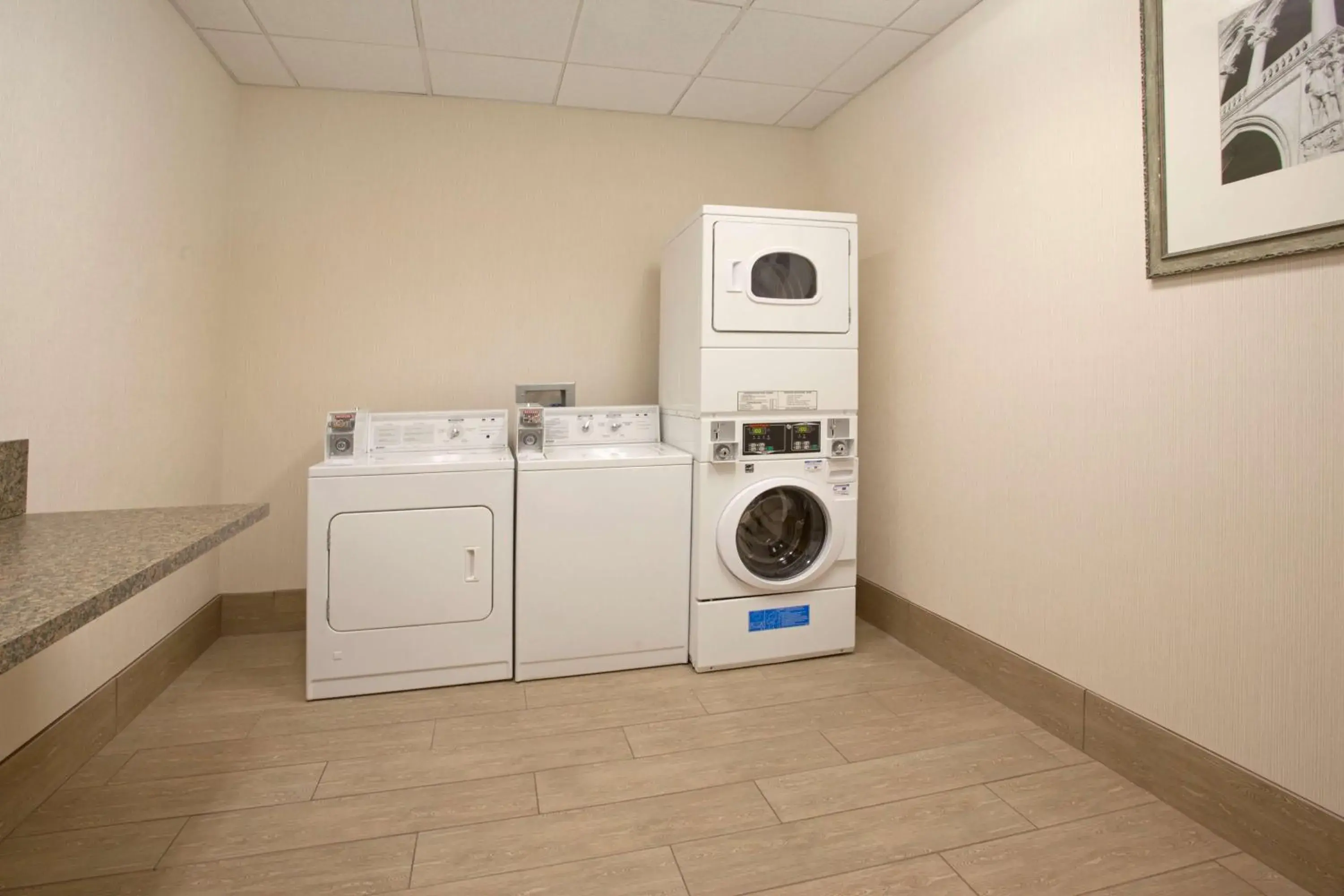 Property building in Hilton Garden Inn Fort Collins Property building in Hilton Garden Inn Fort Collins