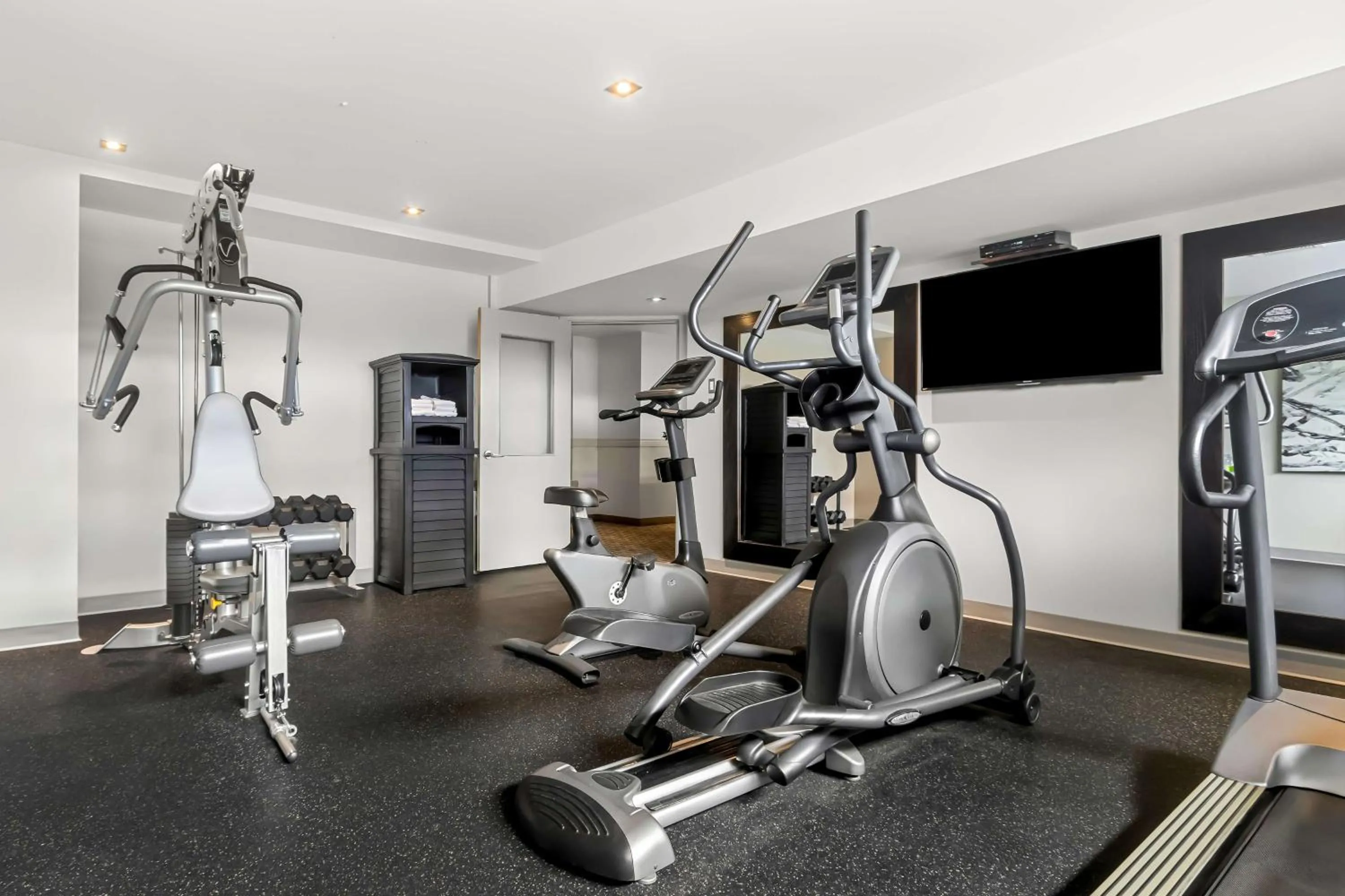 Fitness centre/facilities in Best Western Plus Mont-Laurier