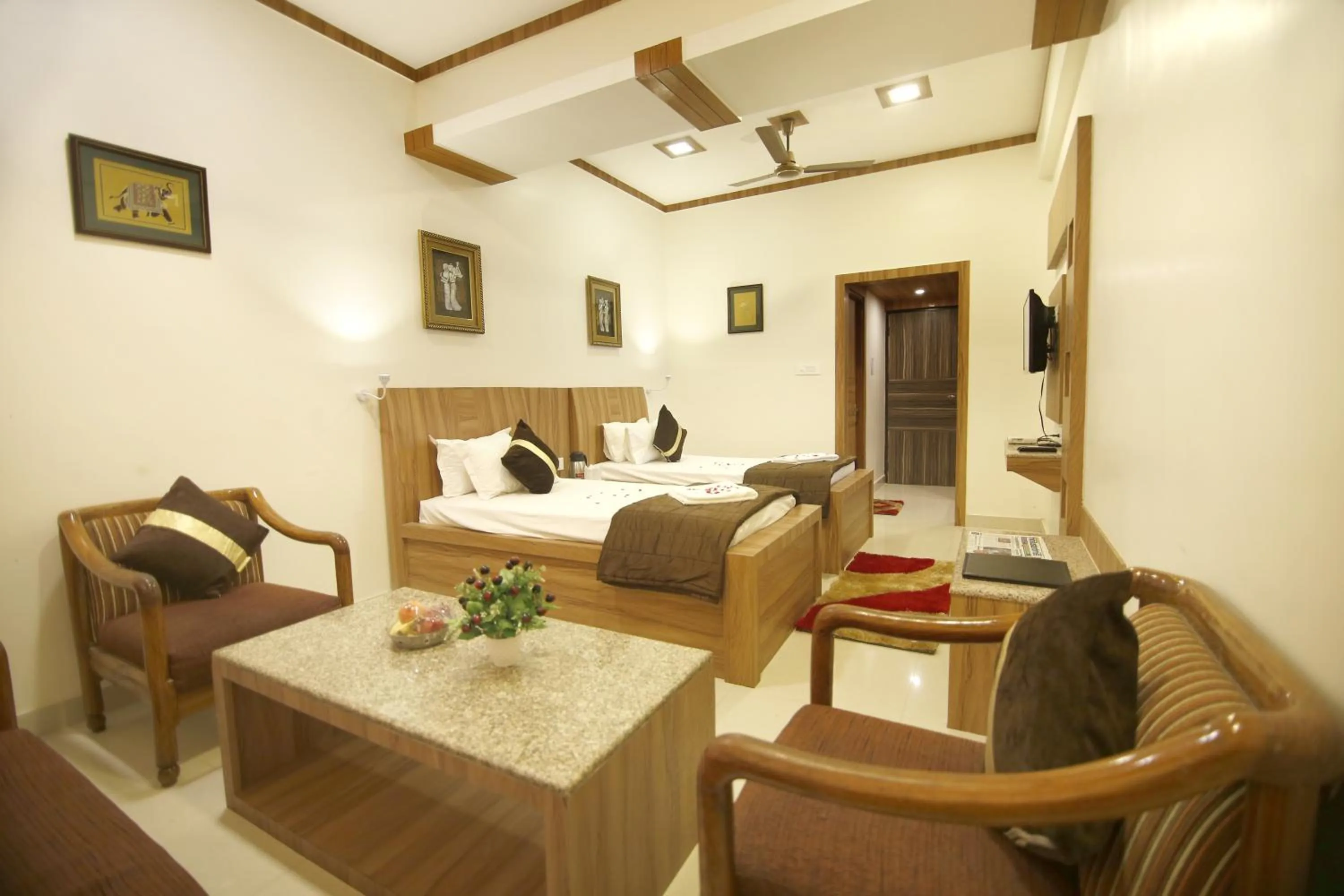 Bedroom in Hotel Sheetal Regency,Near Janambhumi