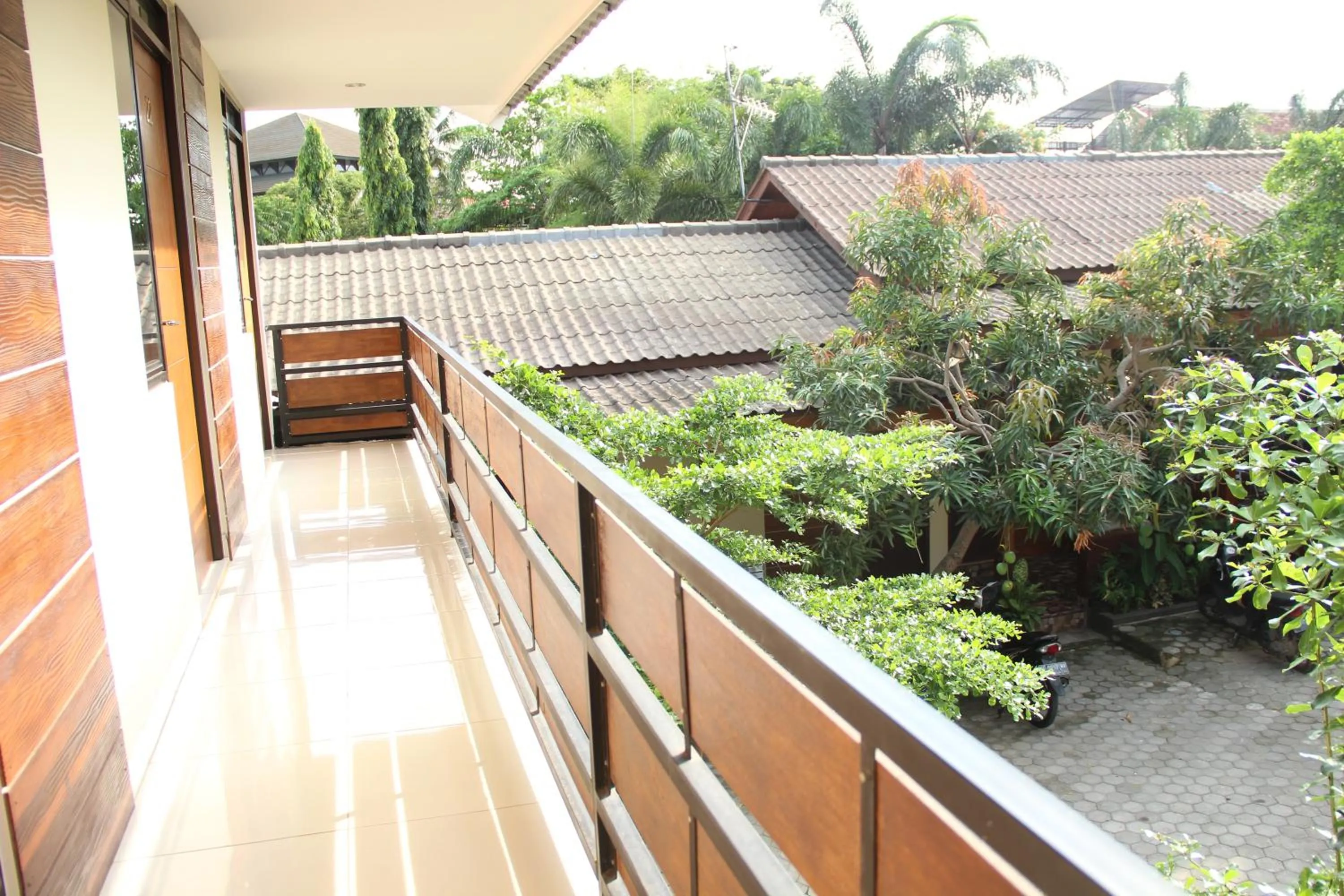 Balcony/Terrace in Bamboe Inn Homestay