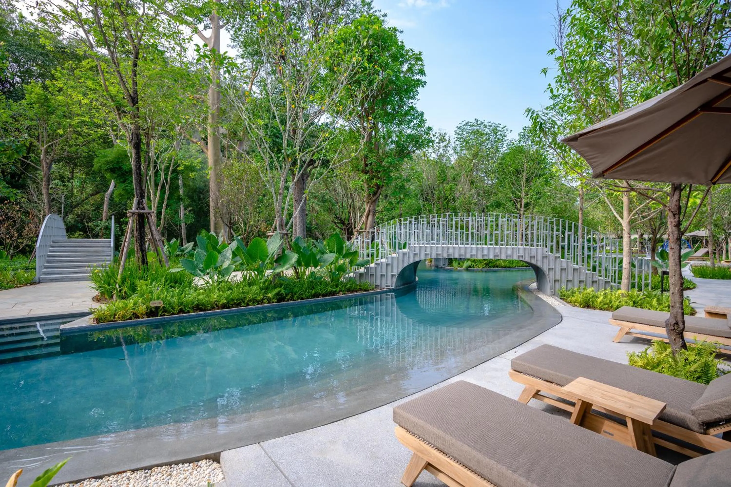 Swimming pool in Hotel Labaris Khao Yai