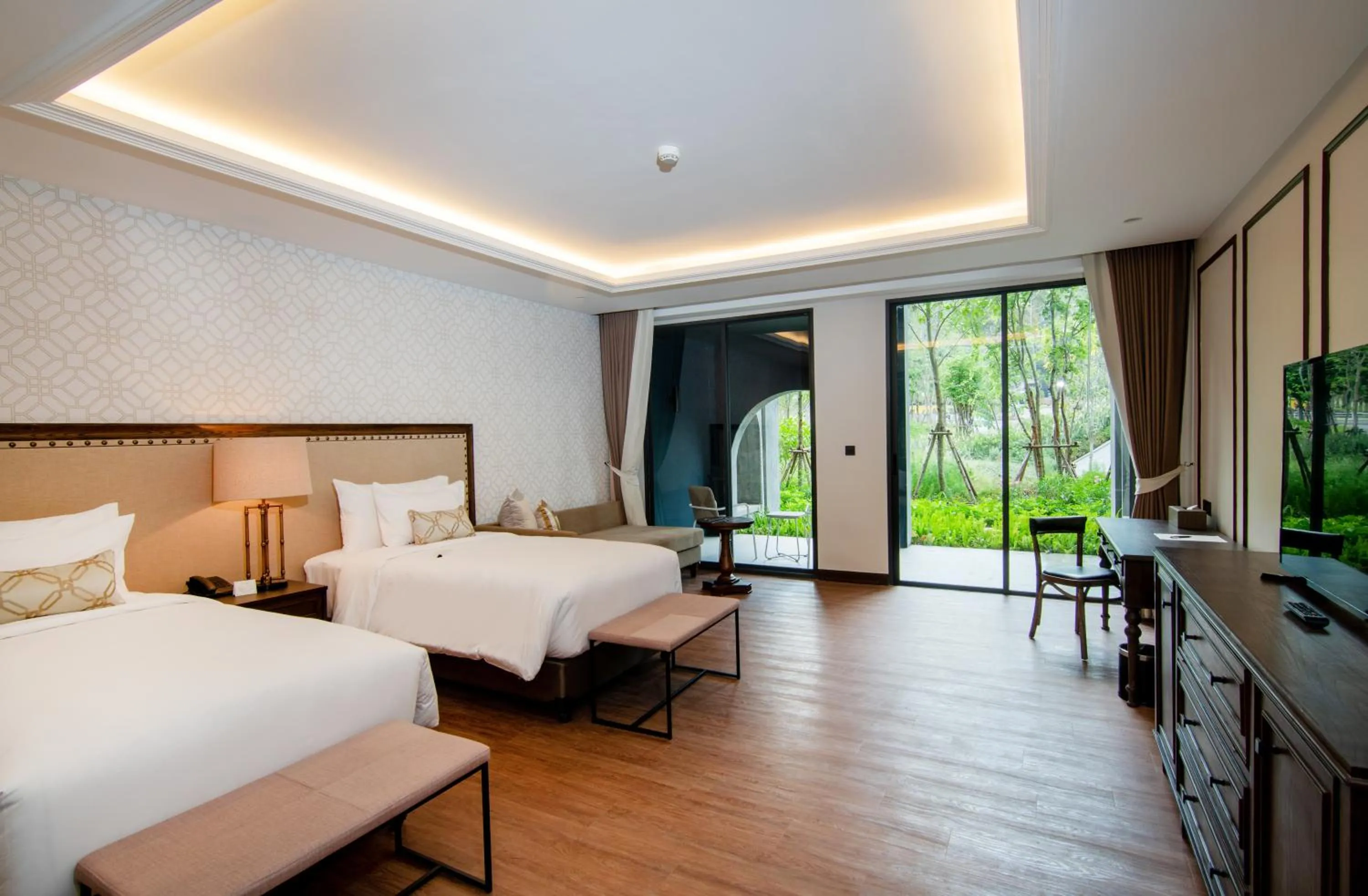 Photo of the whole room, Bed in Hotel Labaris Khao Yai