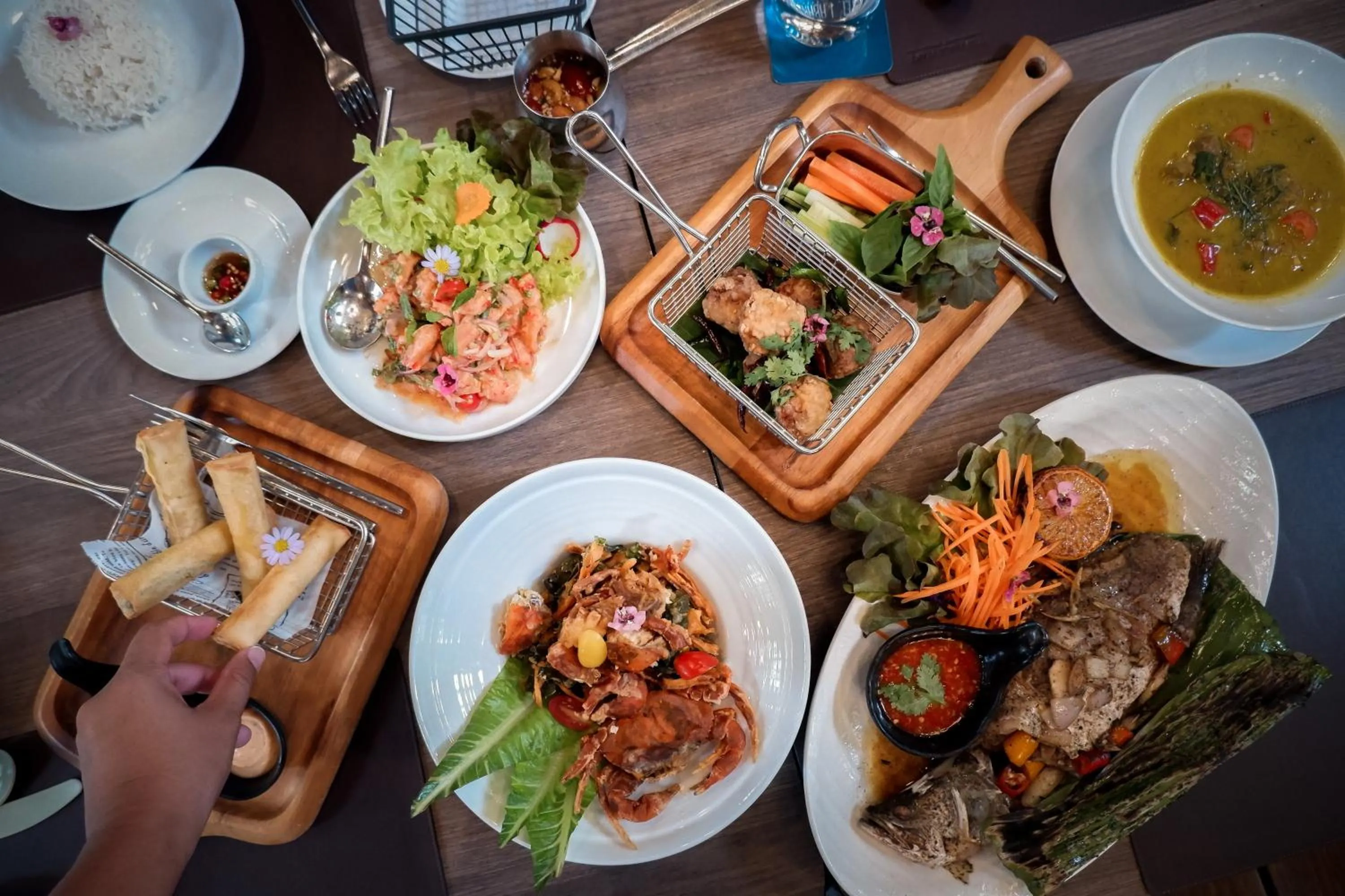 Restaurant/places to eat in Hotel Labaris Khao Yai