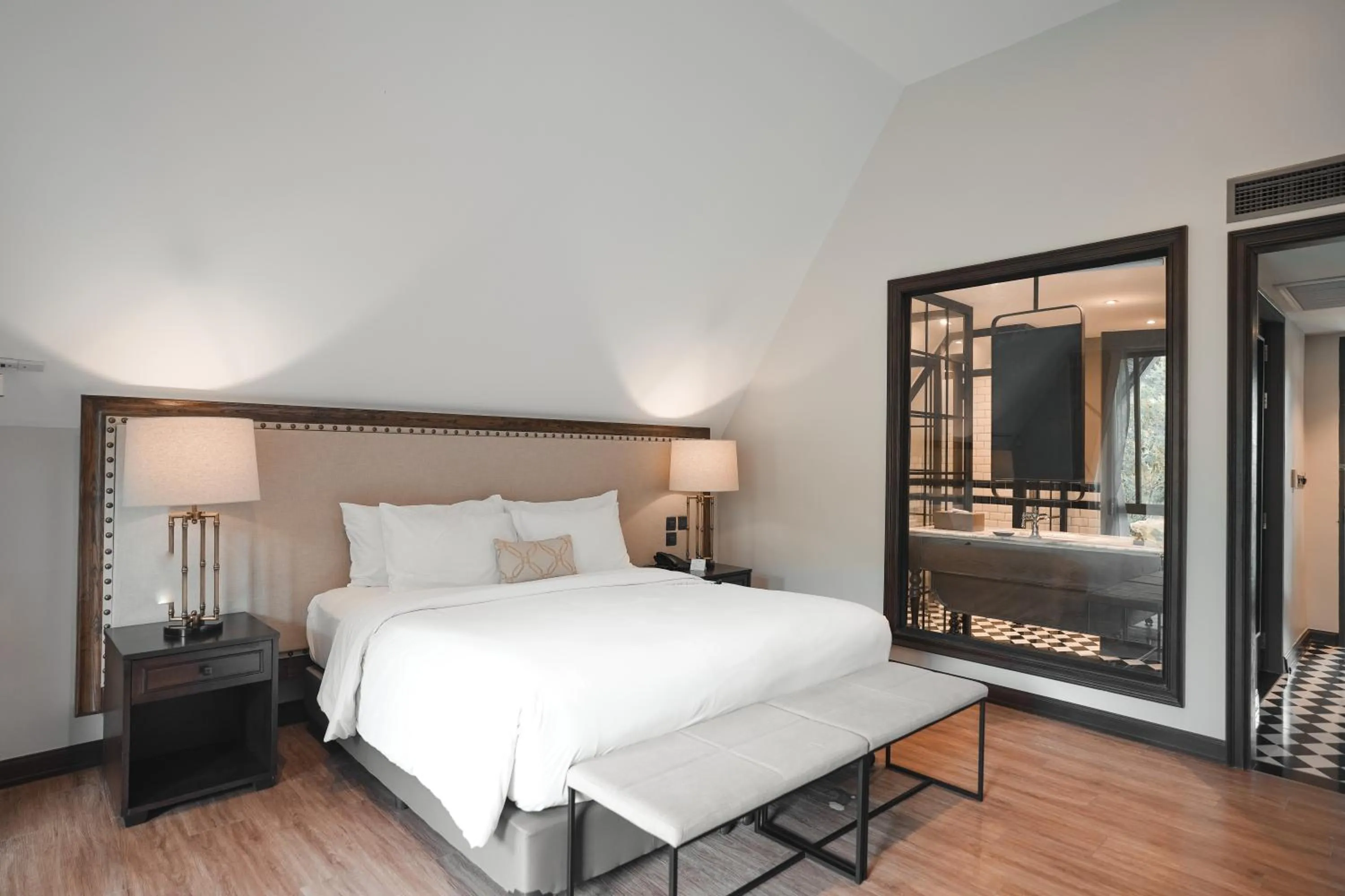 Bed in Hotel Labaris Khao Yai