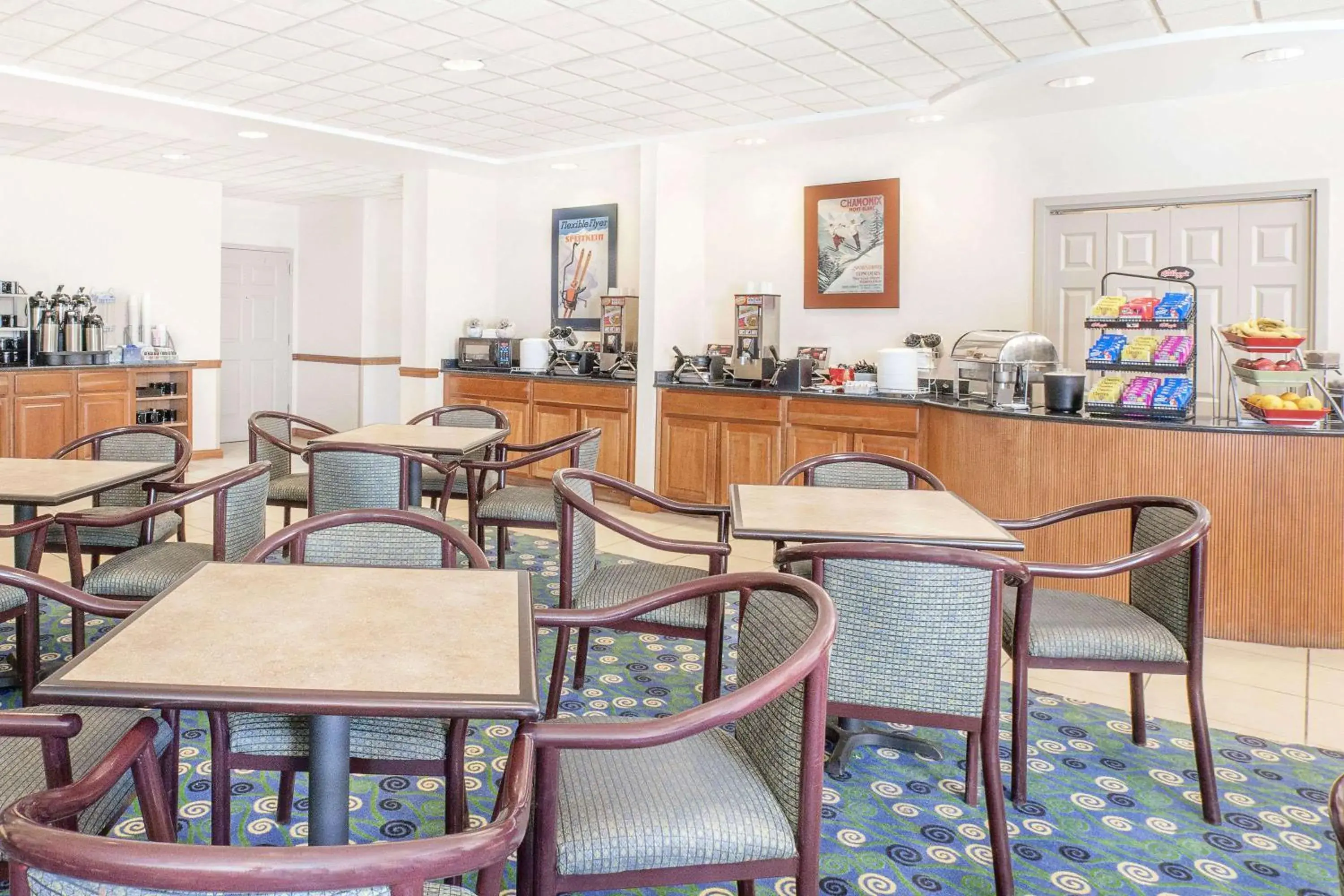 Restaurant/places to eat in Wingate by Wyndham Ellicottville Restaurant/places to eat in Wingate by Wyndham Ellicottville