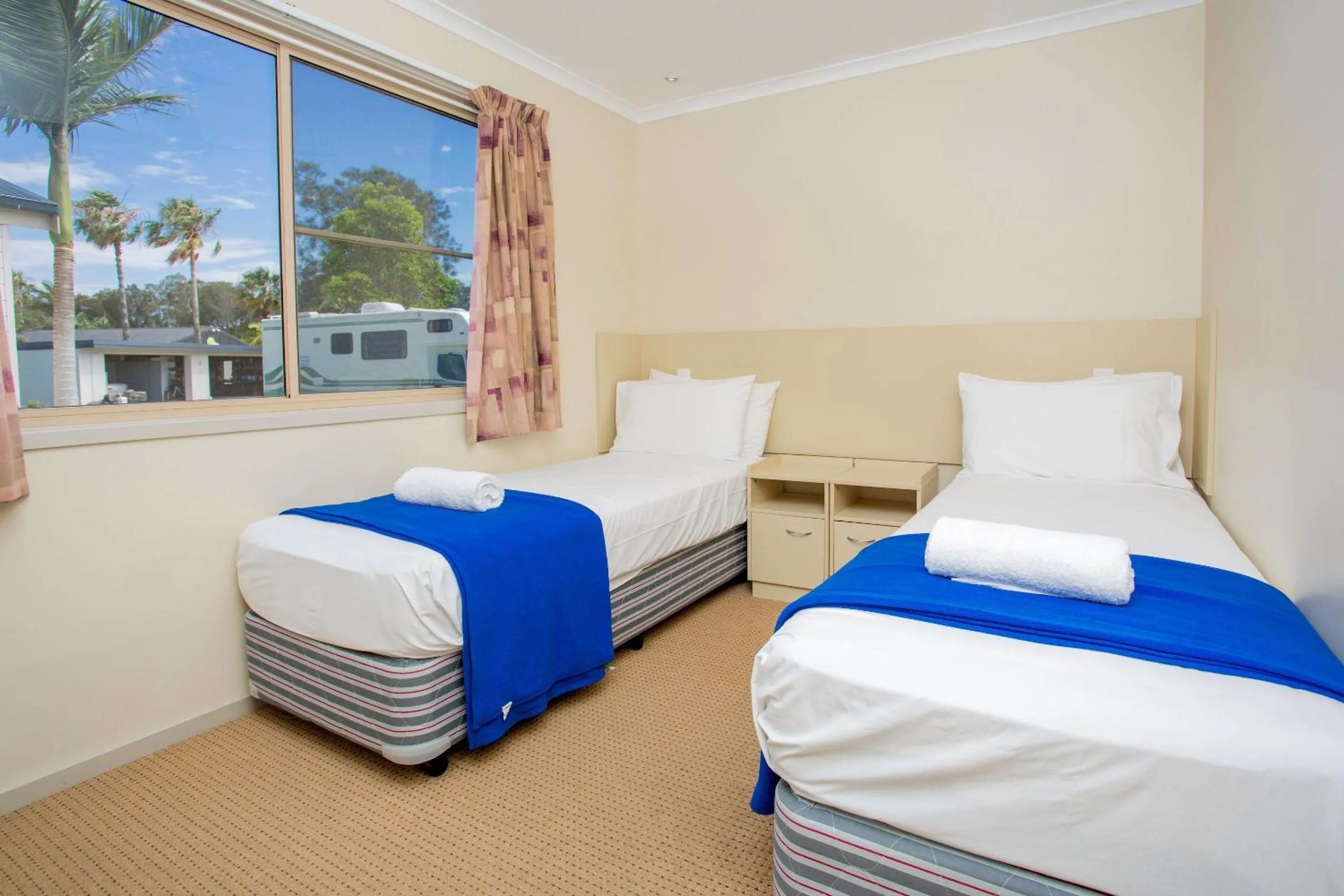 Bed in Lakeside Forster Holiday Park