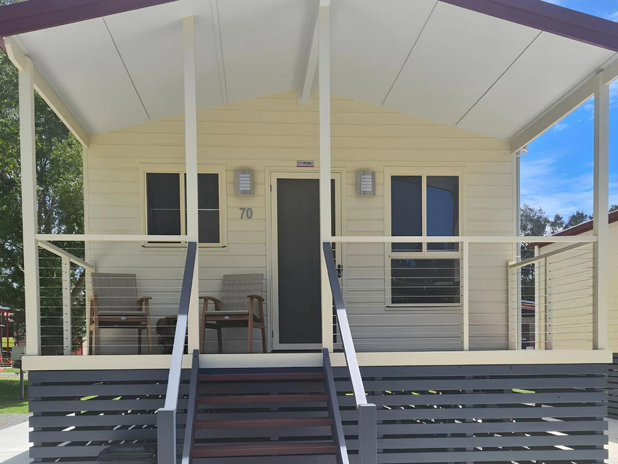 Property building in Lakeside Forster Holiday Park