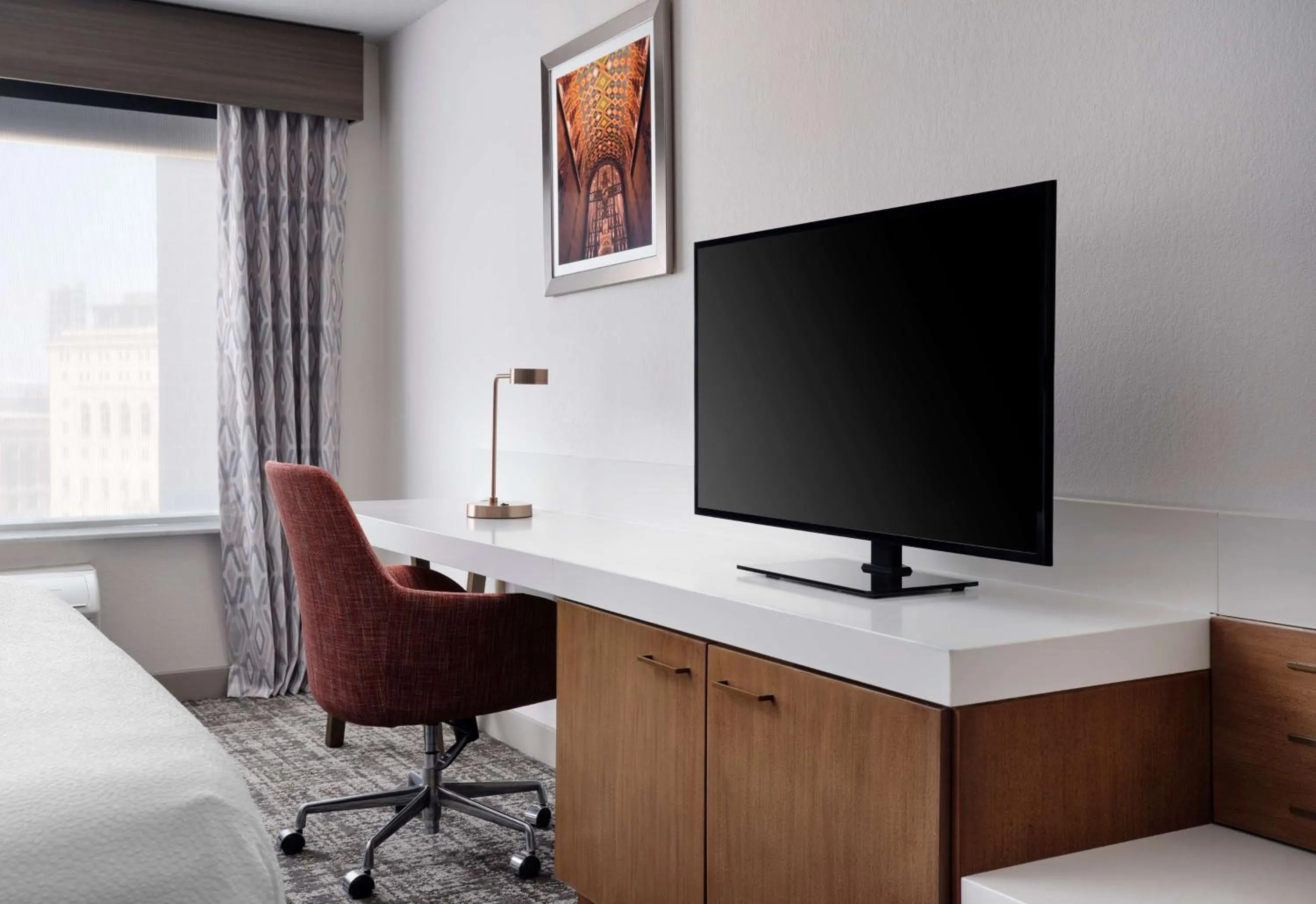 Bedroom in Hilton Garden Inn Detroit Downtown