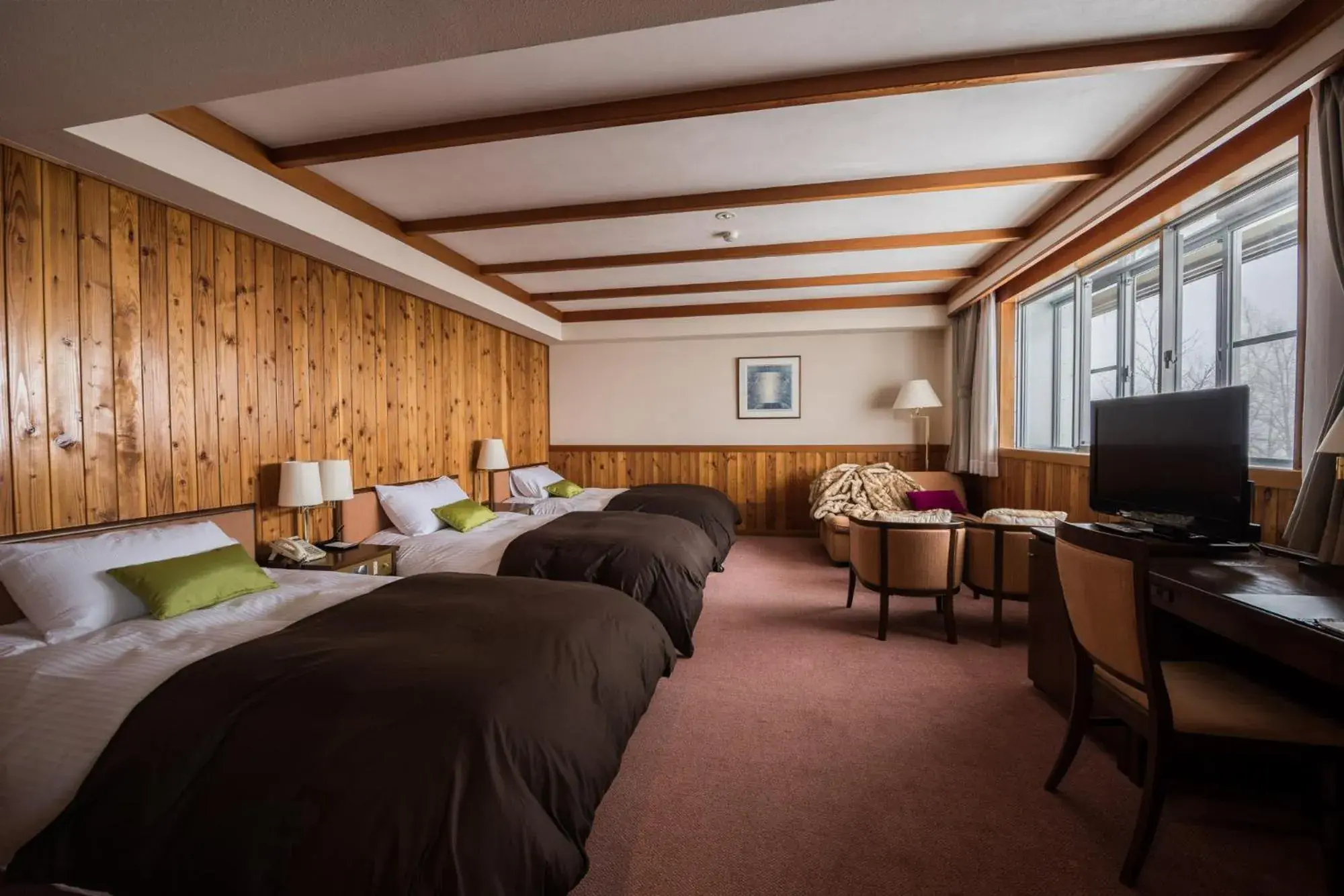 Photo of the whole room, Bed in Okushiga Kogen Hotel