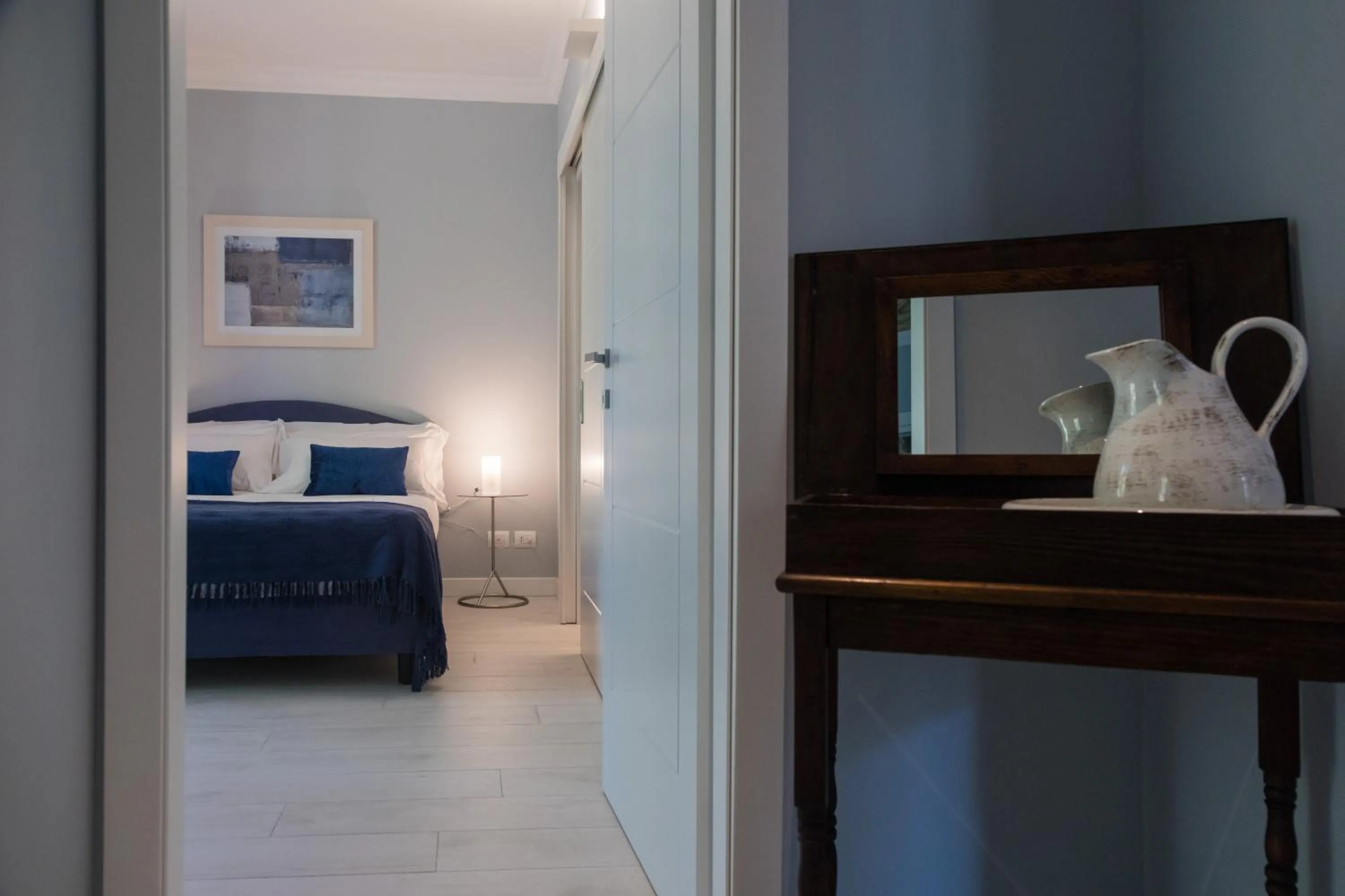 Decorative detail, Bed in I Mori di Porta Nuova Suite & Terrace