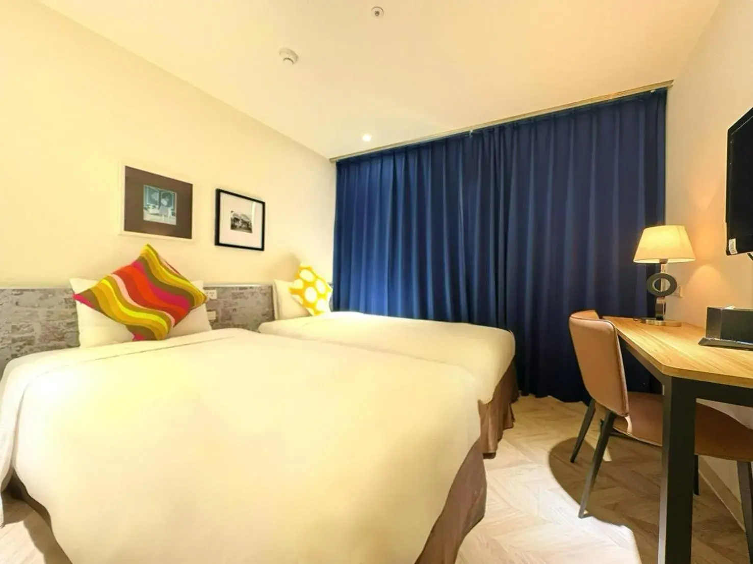 Photo of the whole room, Bed in Wemeet Hotel Taipei Photo of the whole room, Bed in Wemeet Hotel Taipei