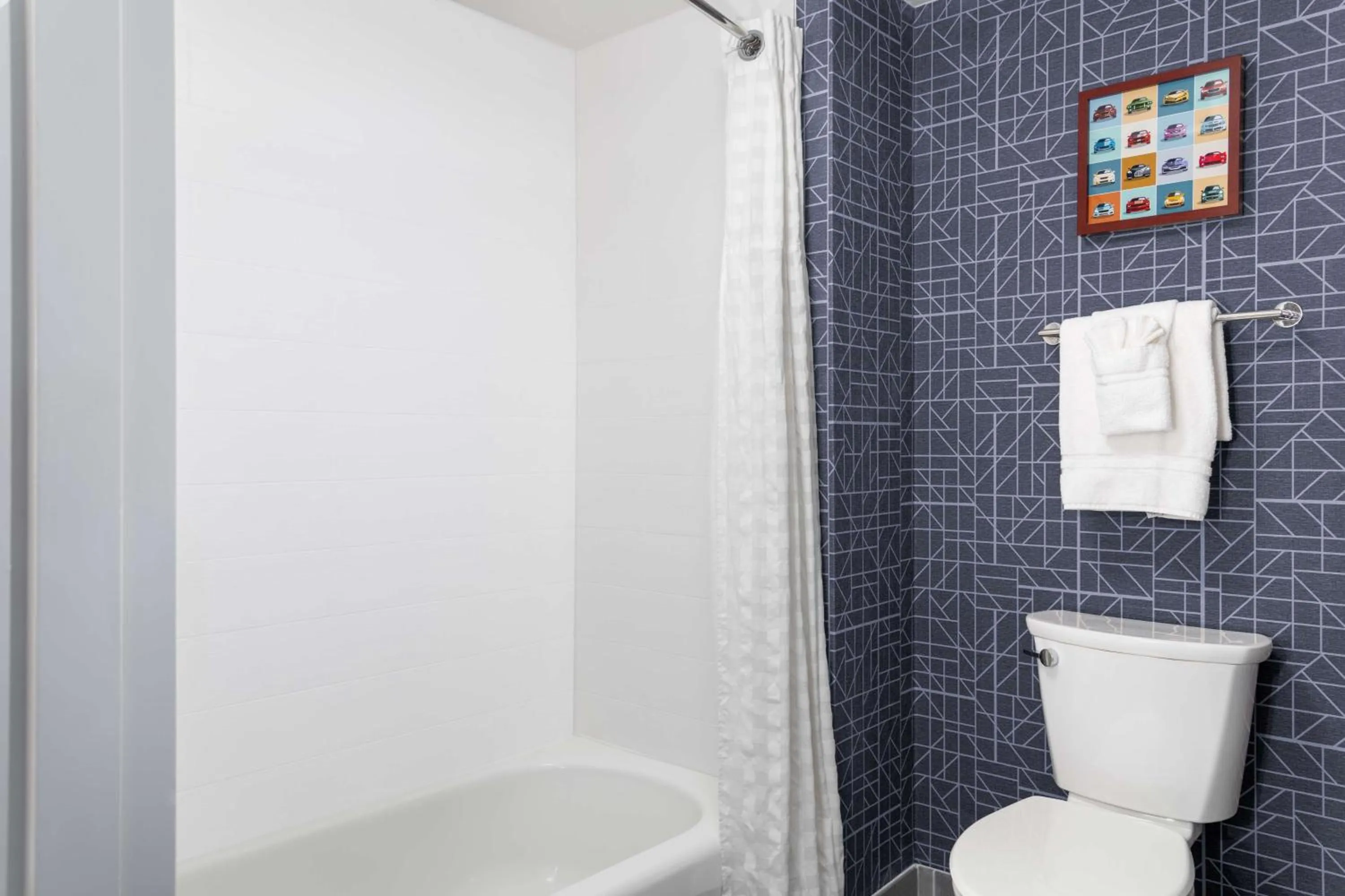 Bathroom in Homewood Suites by Hilton Detroit-Troy