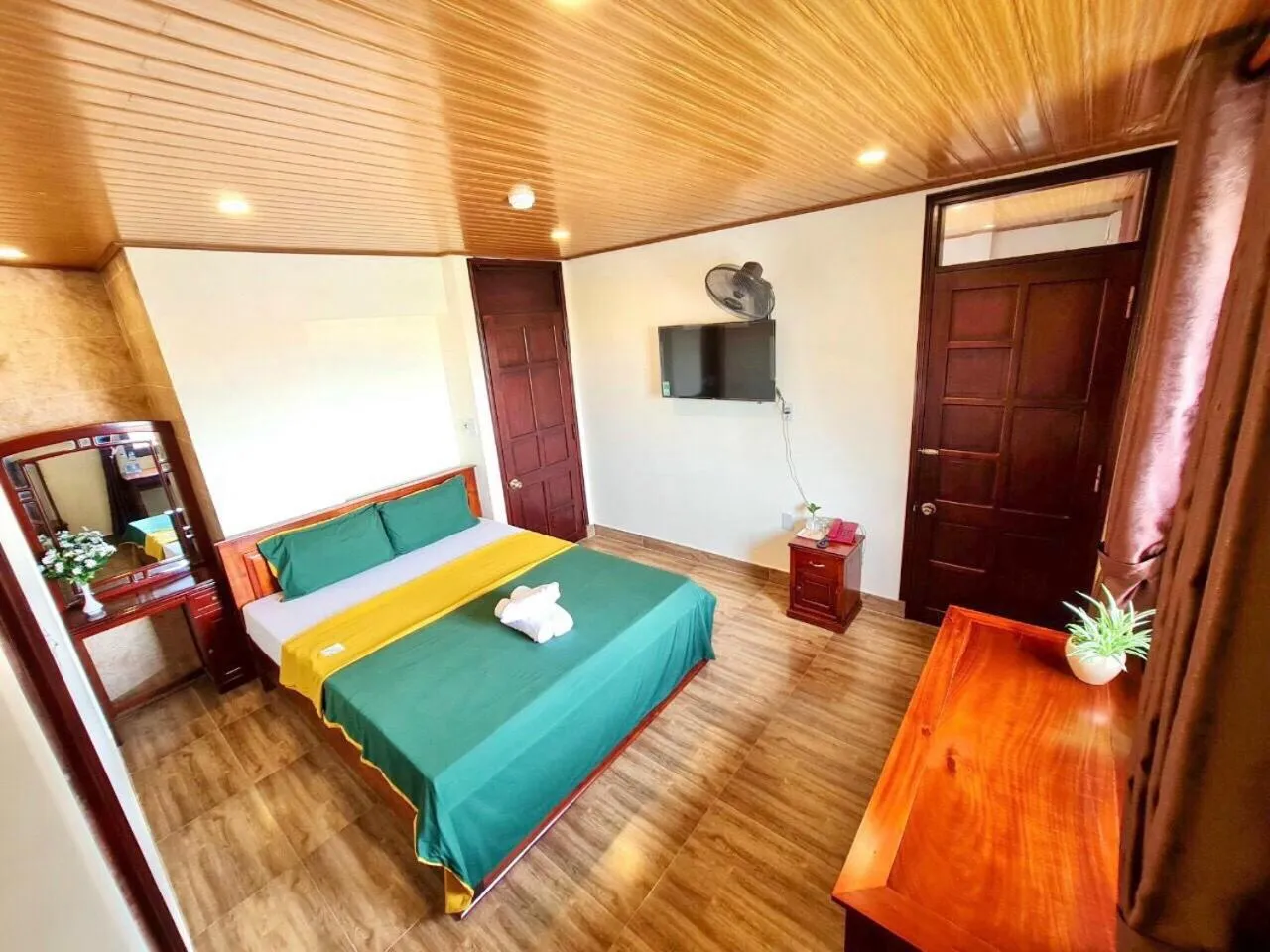 Star Binh Duong Hotel