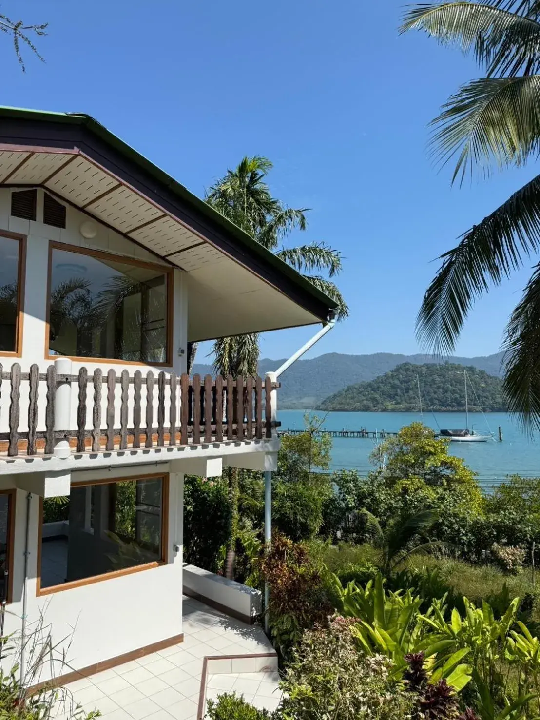 Apartment with Sea View in Island View Resort Koh Chang Apartment with Sea View in Island View Resort Koh Chang