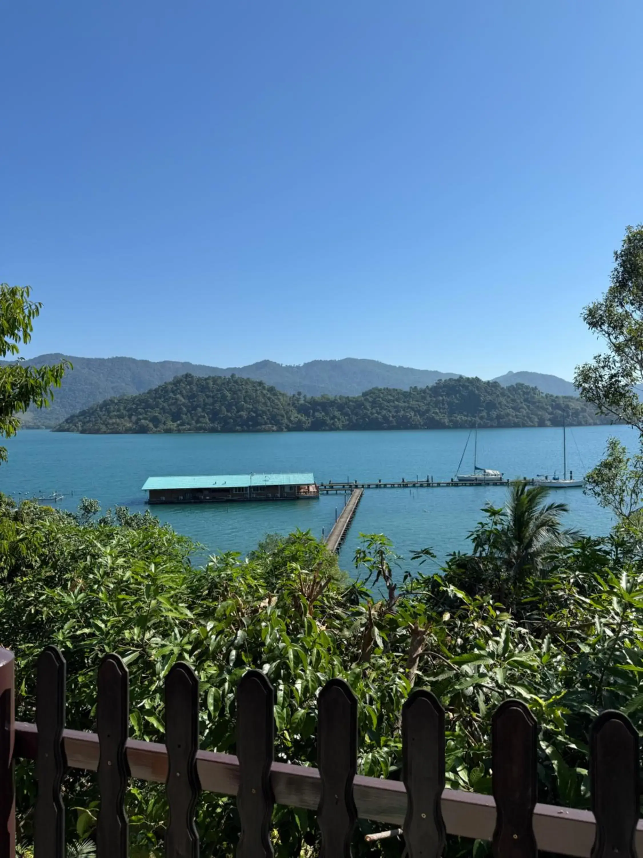 Deluxe Apartment in Island View Resort Koh Chang Deluxe Apartment in Island View Resort Koh Chang