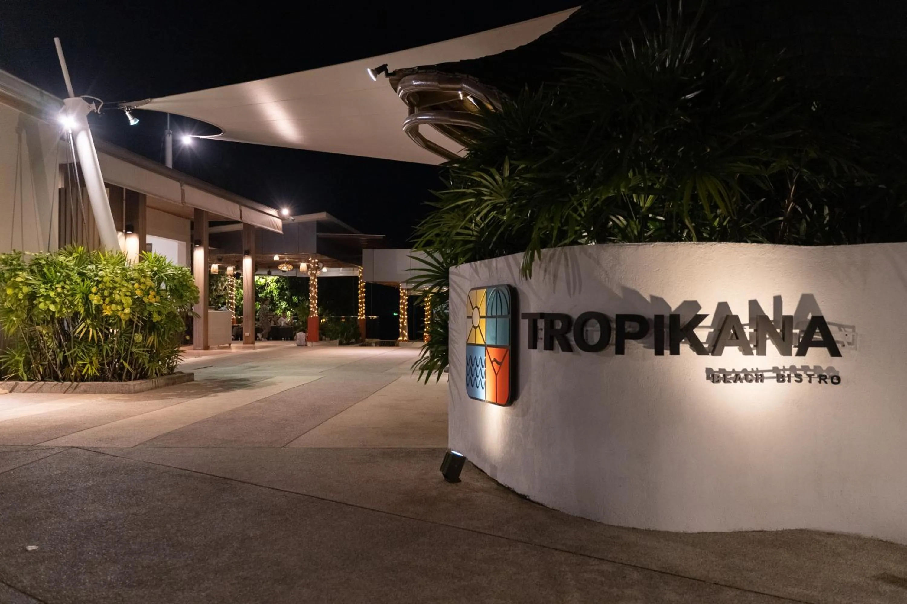 Restaurant/places to eat in Prana Resort Nandana