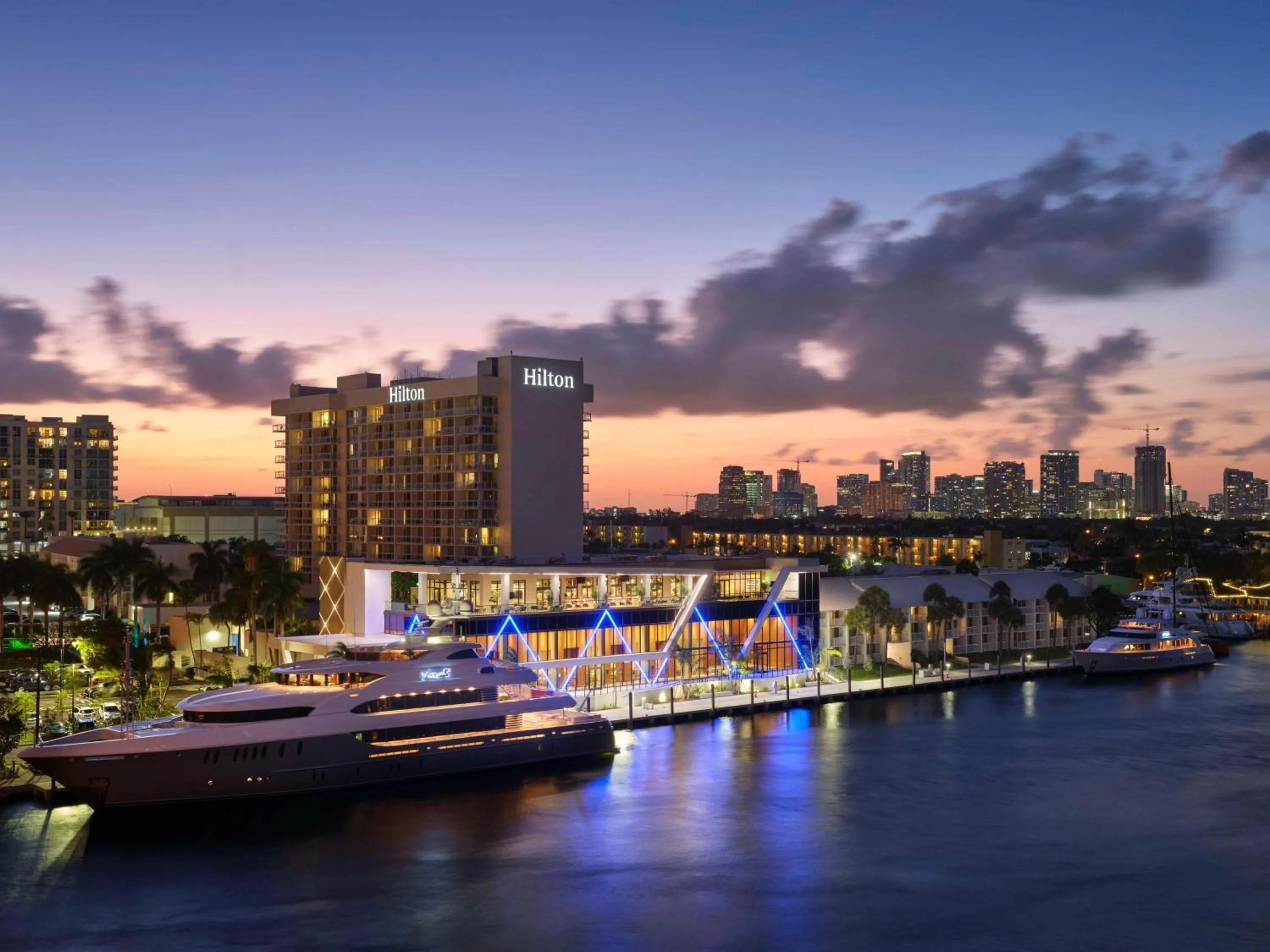 Property building in Hilton Fort Lauderdale Marina