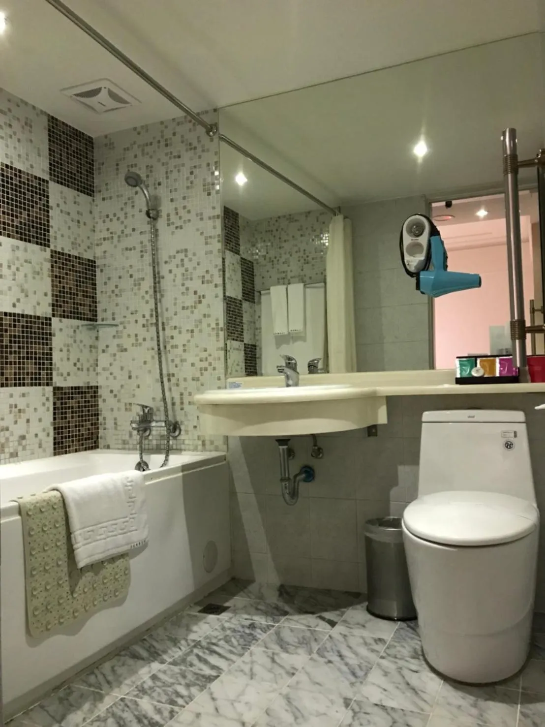 Bathroom in Link World Hotel