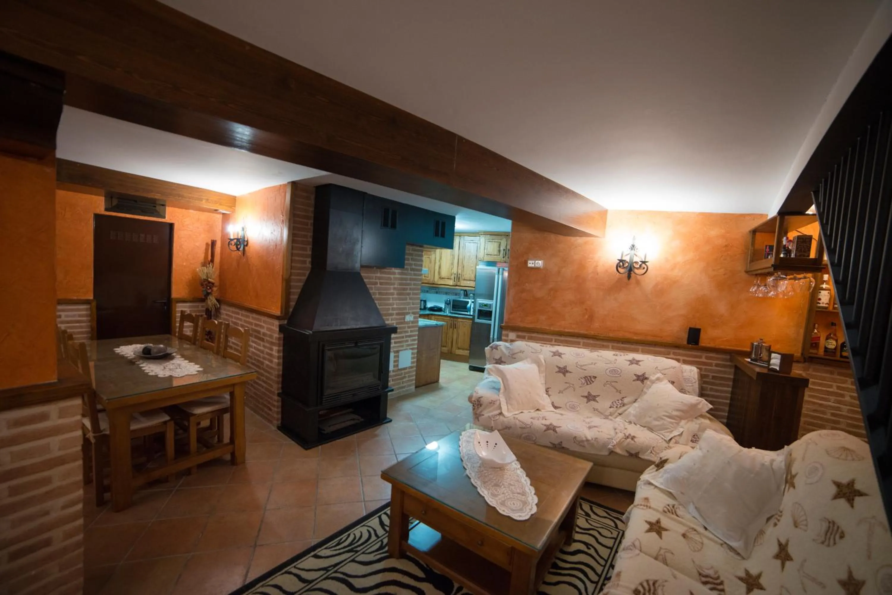 Communal lounge/ TV room in Hostal Rural Los Telares
