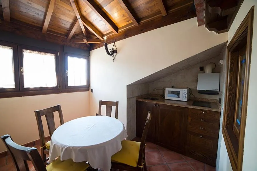 Dining area in Hostal Rural Los Telares