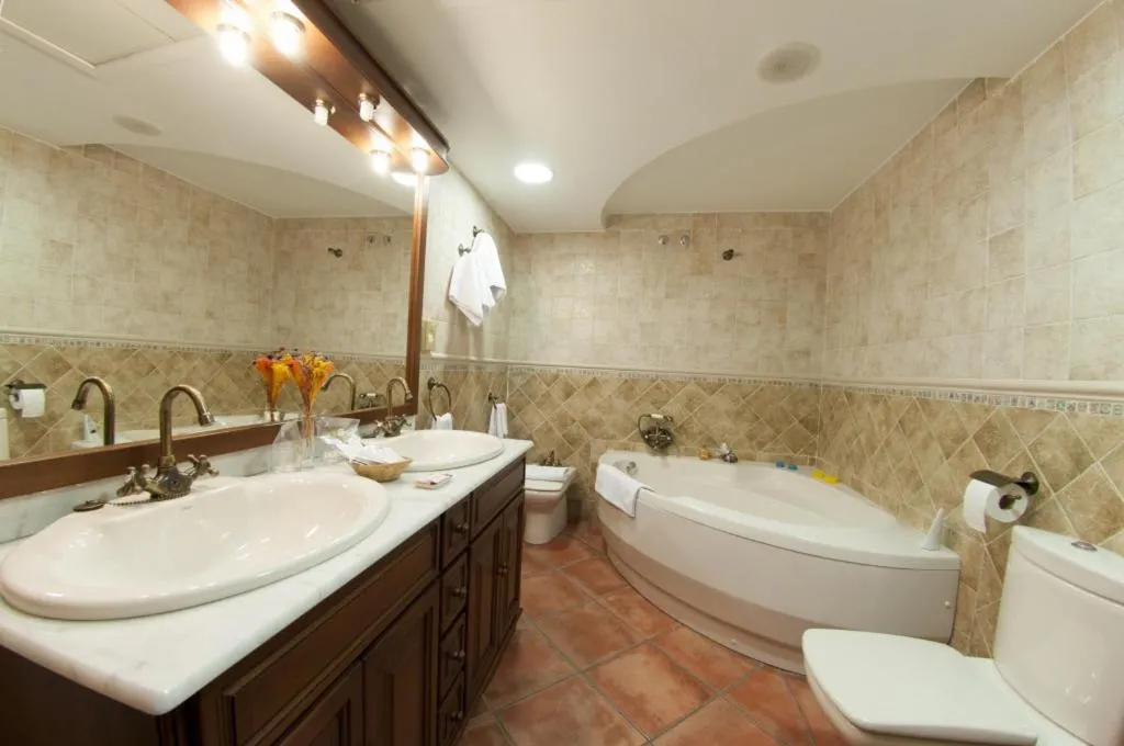 Bathroom in Hostal Rural Los Telares