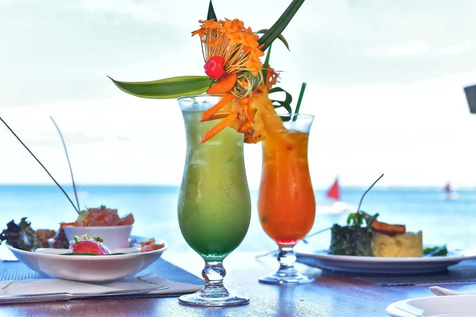 Lounge or bar in Royal Tahitien Lounge or bar in Royal Tahitien