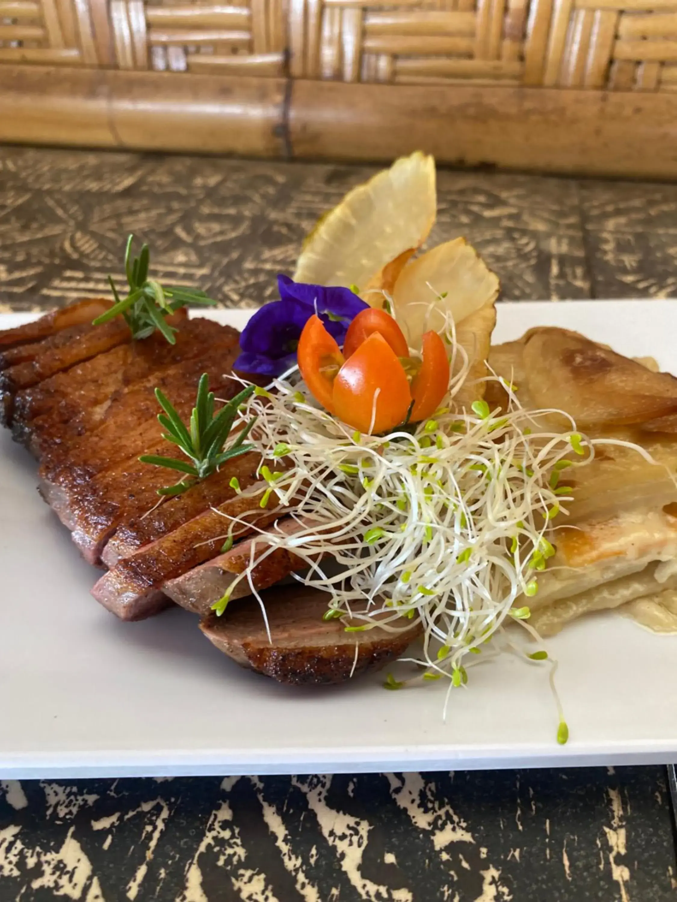 Restaurant/places to eat in Royal Tahitien Restaurant/places to eat in Royal Tahitien