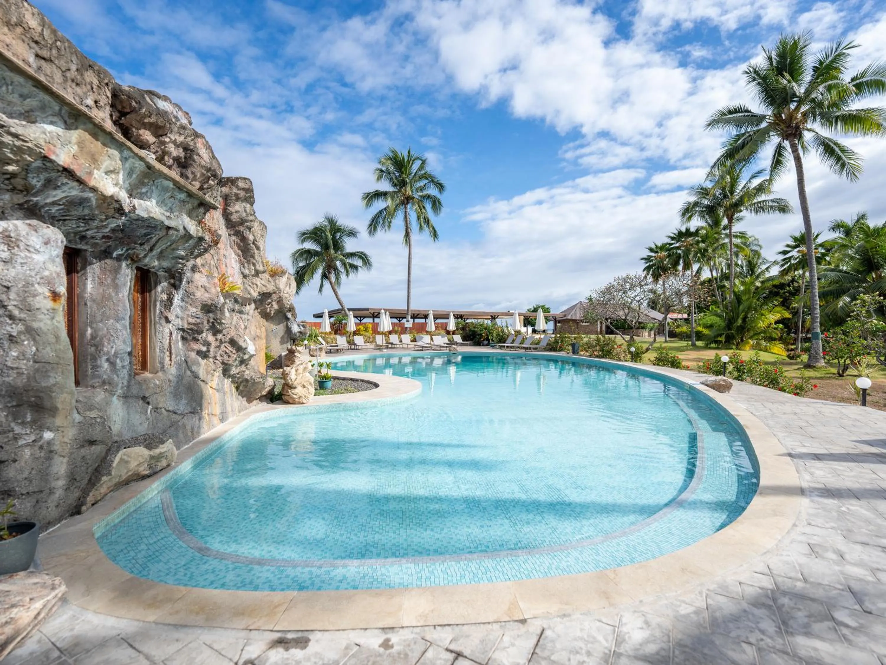 Swimming pool in Royal Tahitien