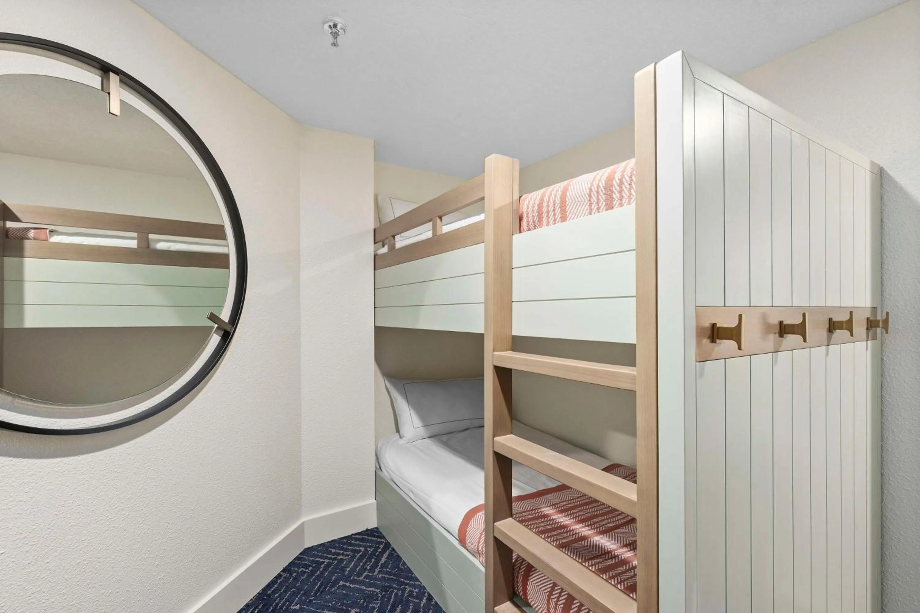 Bed in Hilton Sandestin Beach Golf Resort & Spa