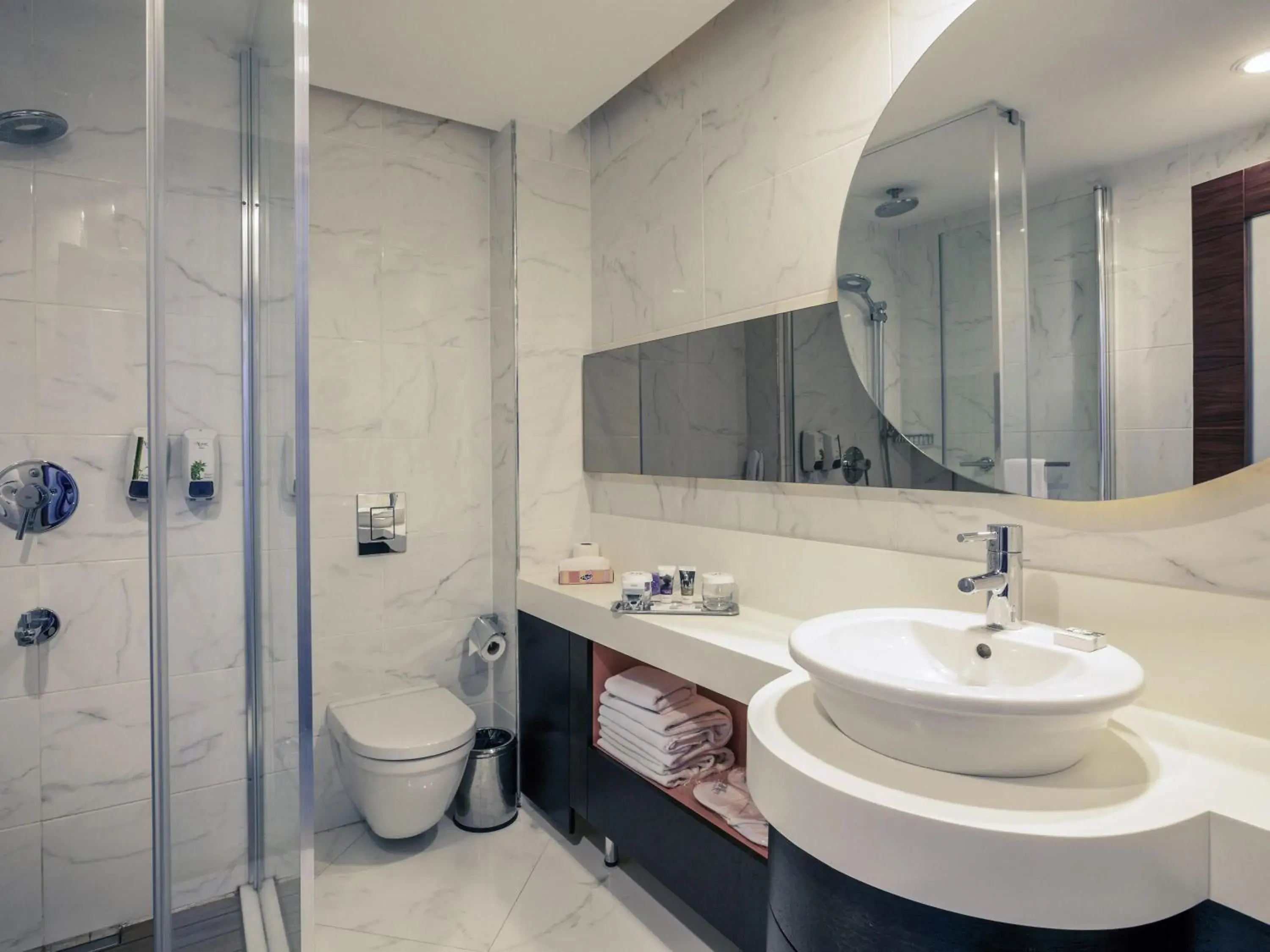 Bedroom in Mercure Istanbul Umraniye Bedroom in Mercure Istanbul Umraniye