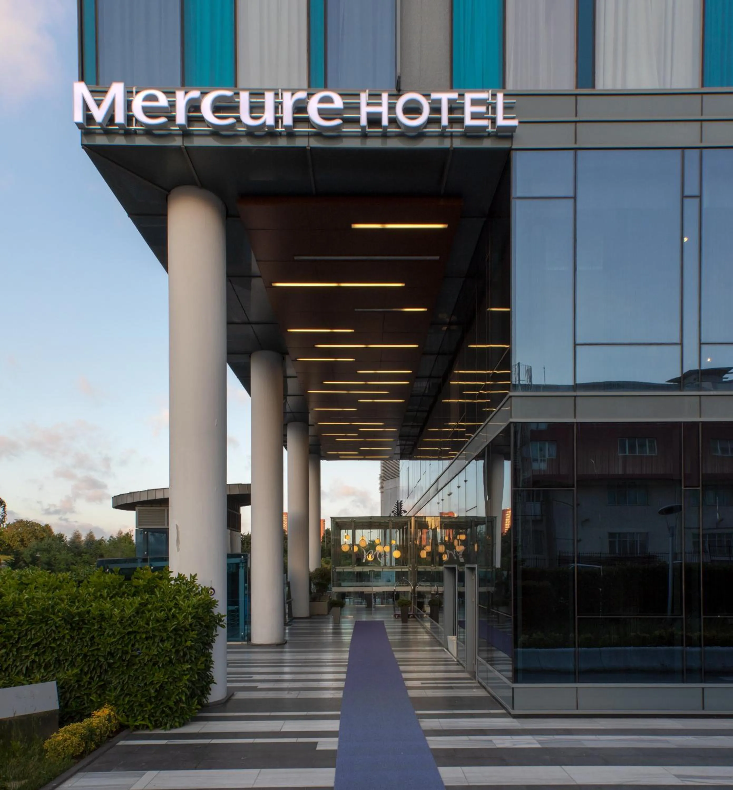 Property building in Mercure Istanbul Umraniye