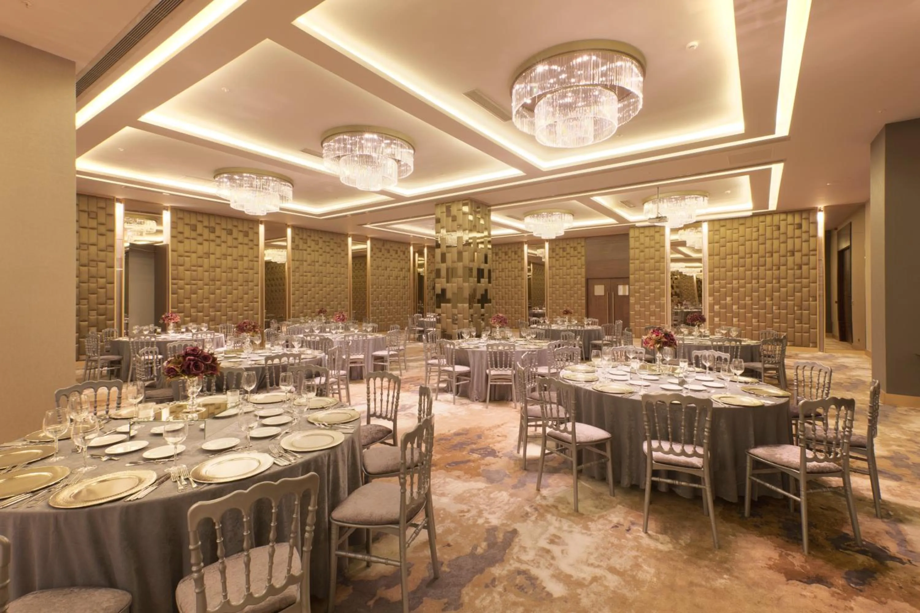 Restaurant/places to eat in Mercure Istanbul Umraniye
