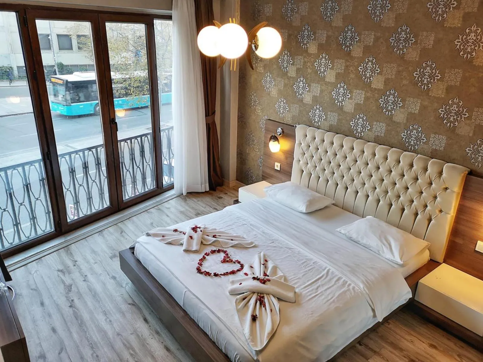 Bed in Golf Royal Residence