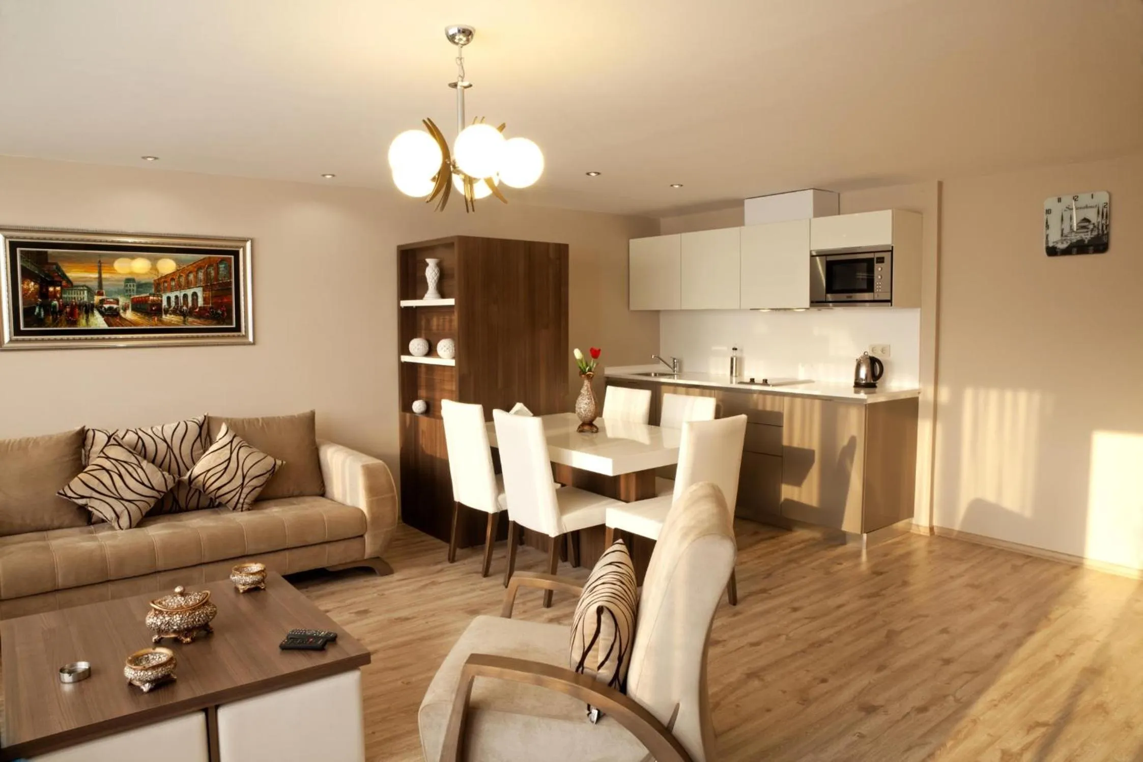 Kitchen or kitchenette in Golf Royal Residence