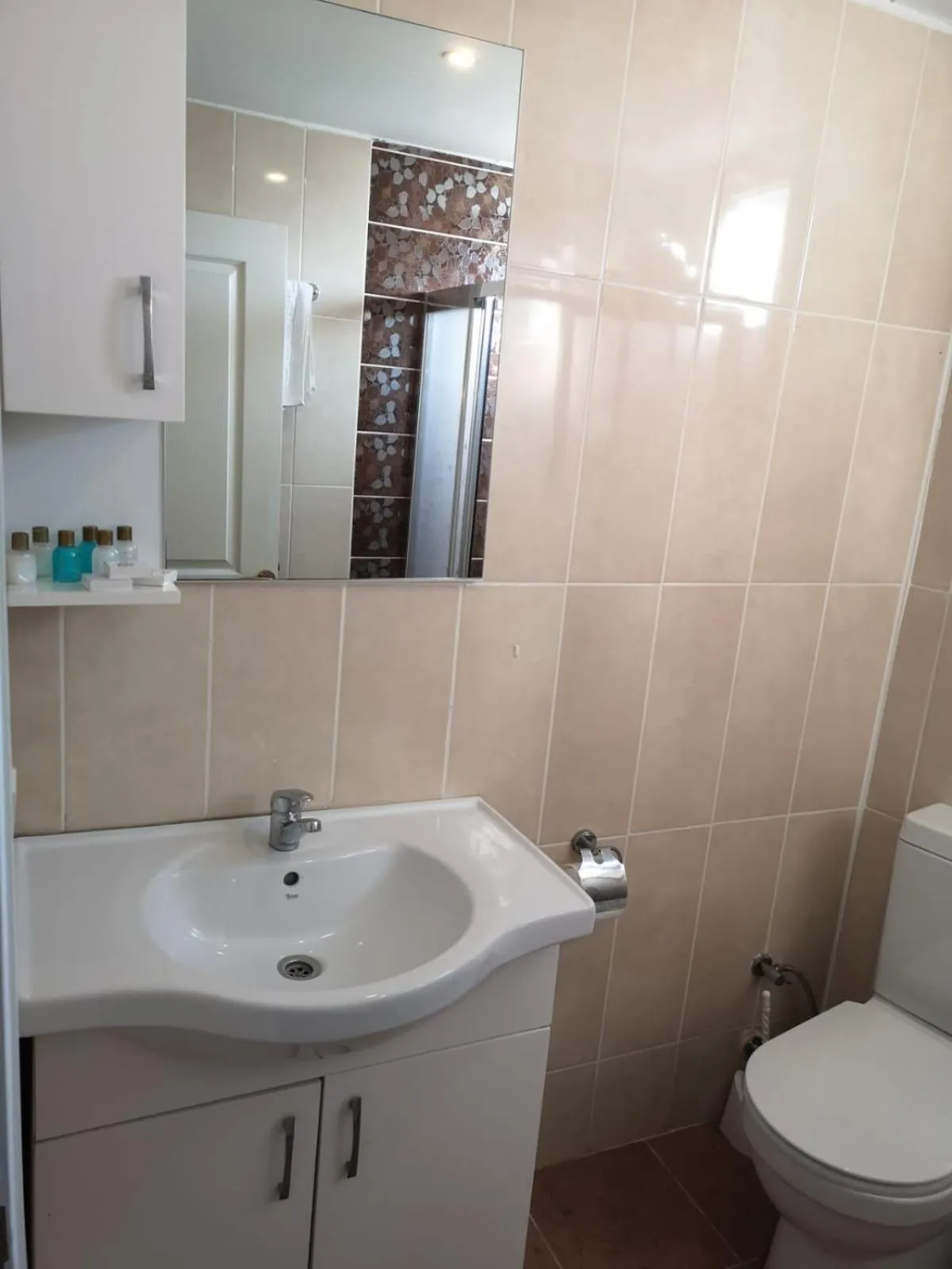 Shower in Golf Royal Residence