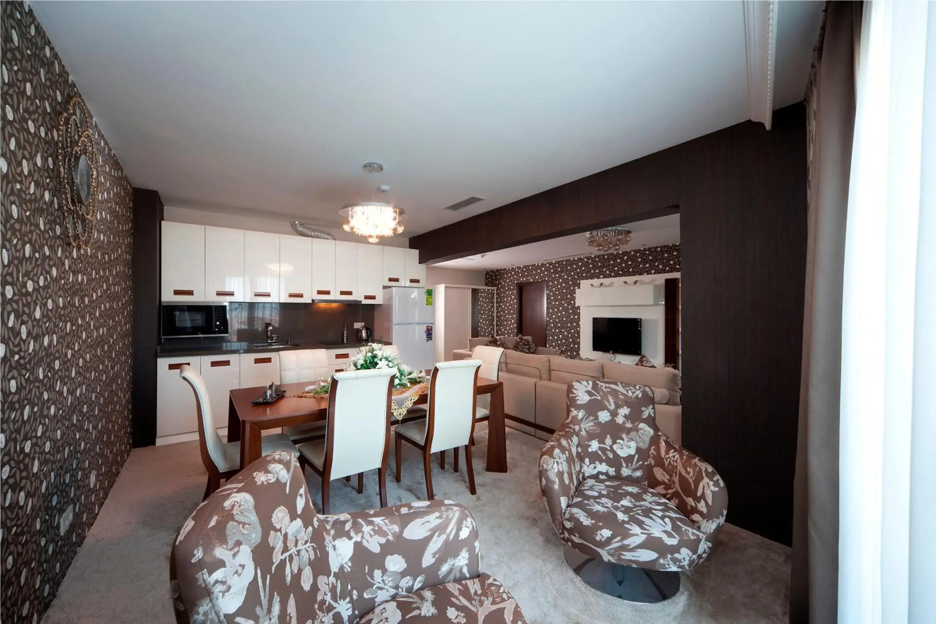 King Two-Bedroom Apartment in Golf Royal Residence King Two-Bedroom Apartment in Golf Royal Residence