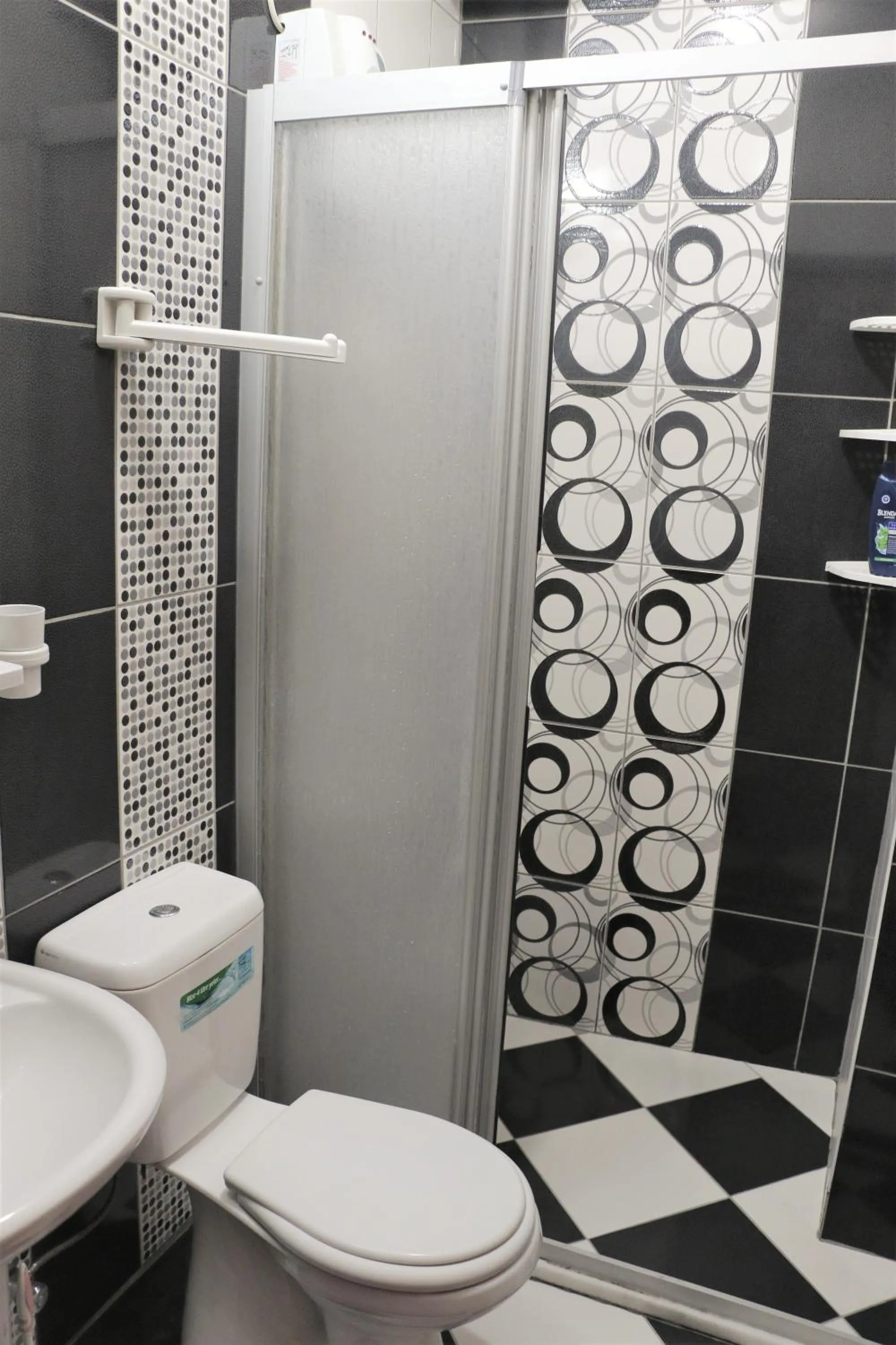 Bathroom in Durak Hotel