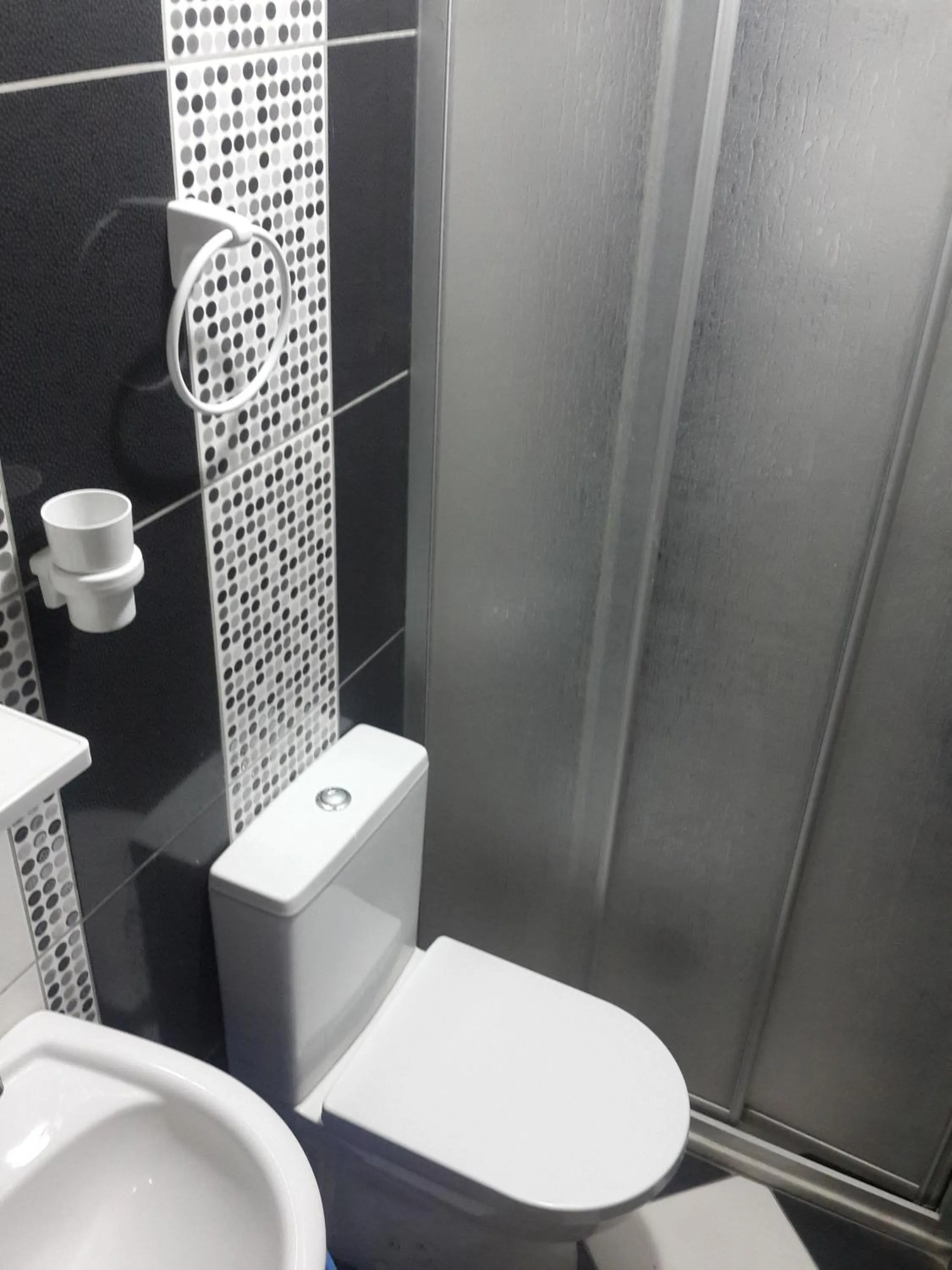 Shower in Durak Hotel