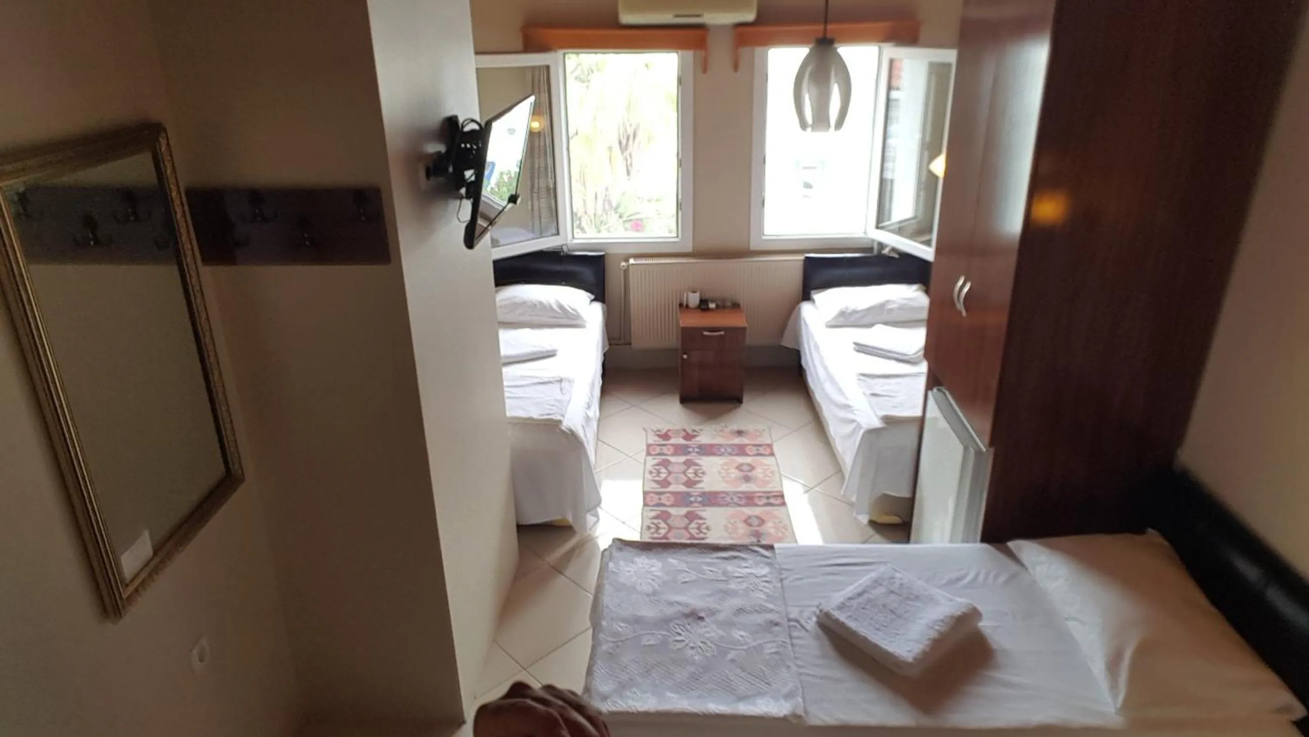 TV and multimedia, Bed in Durak Hotel