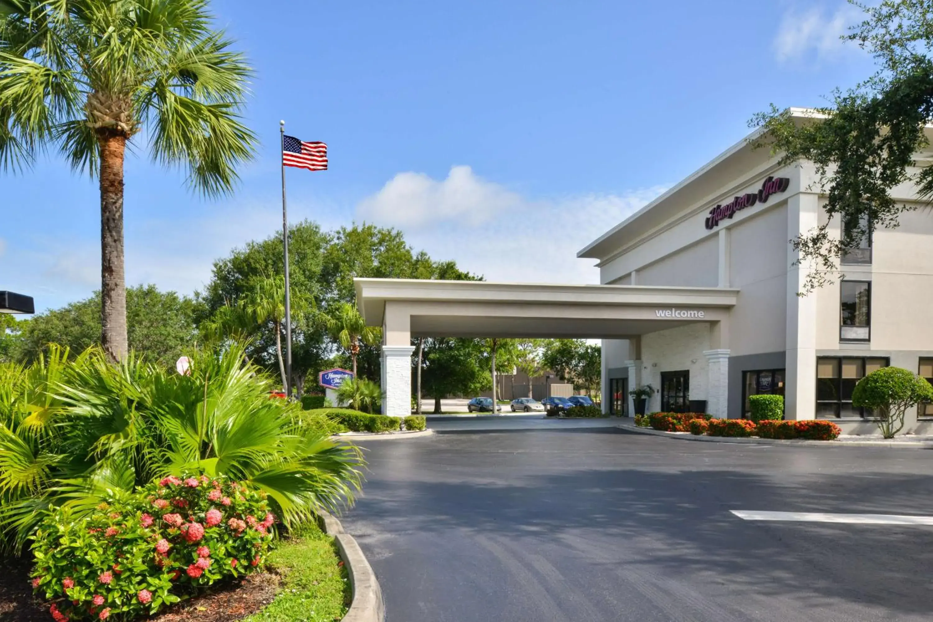 Property building in Hampton Inn Vero Beach Outlets Property building in Hampton Inn Vero Beach Outlets