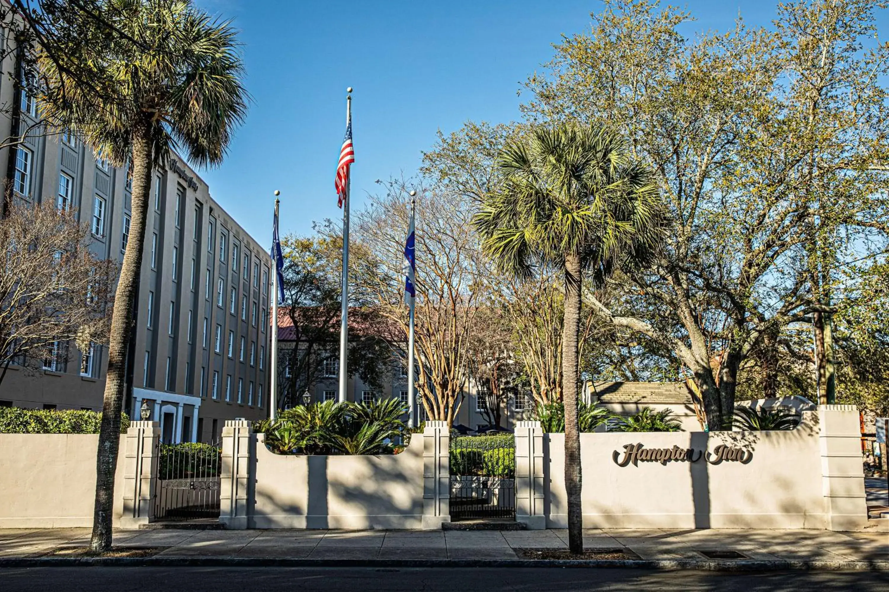 Property building in Hampton Inn Charleston-Historic District Property building in Hampton Inn Charleston-Historic District