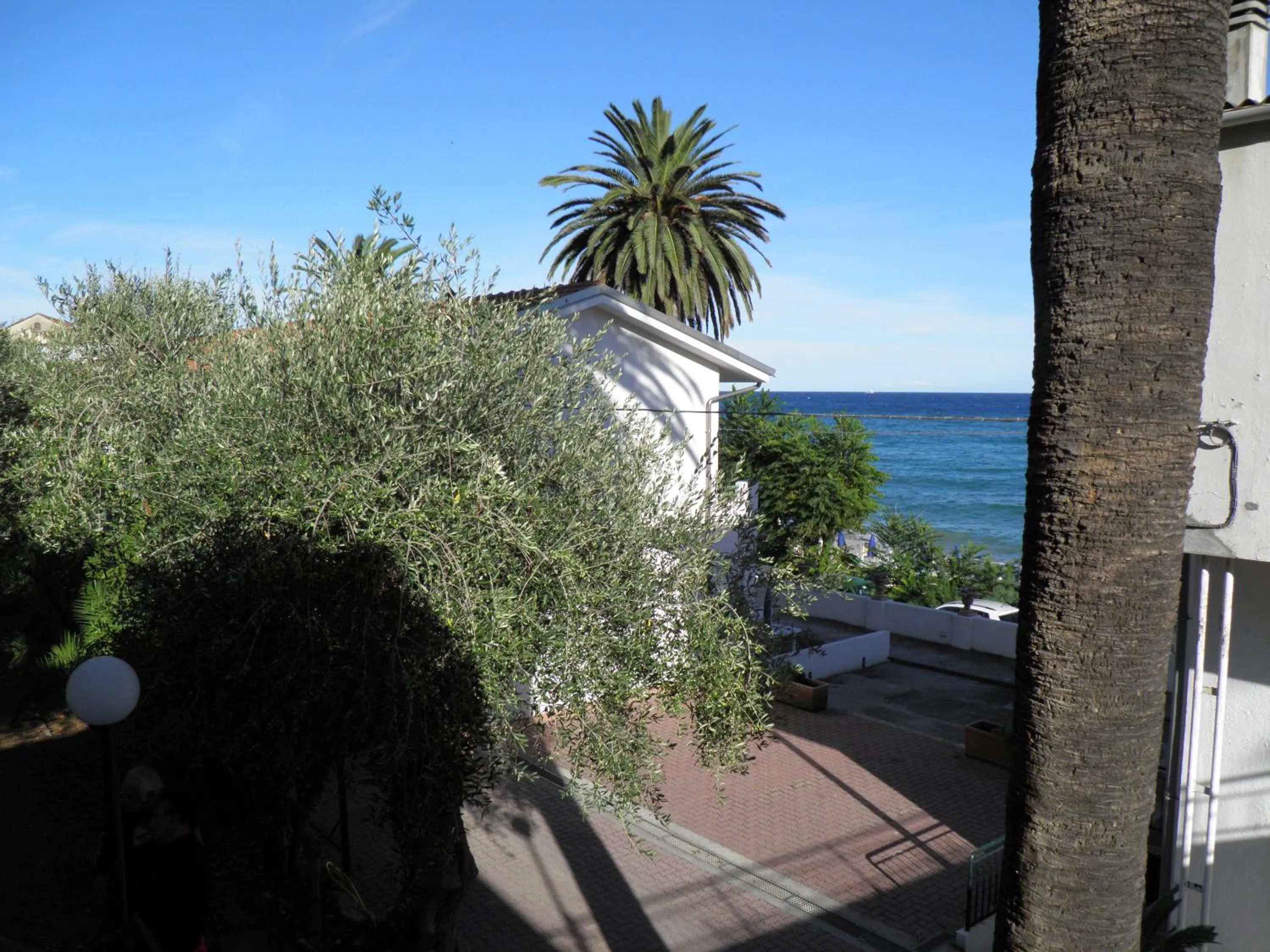 Facade/entrance in Blue Beach