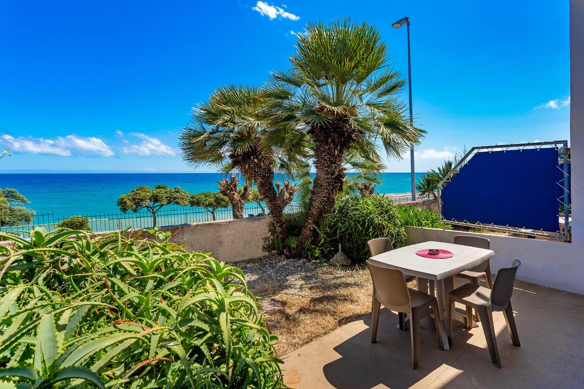 Balcony/Terrace in Blue Beach