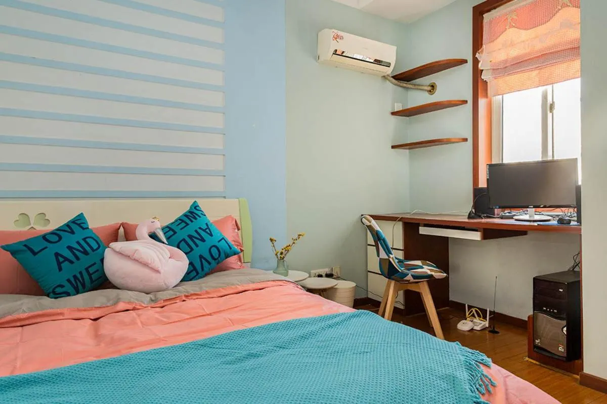 Bed in Henan Kaifeng·Gulou Square· Locals Apartment 00138460